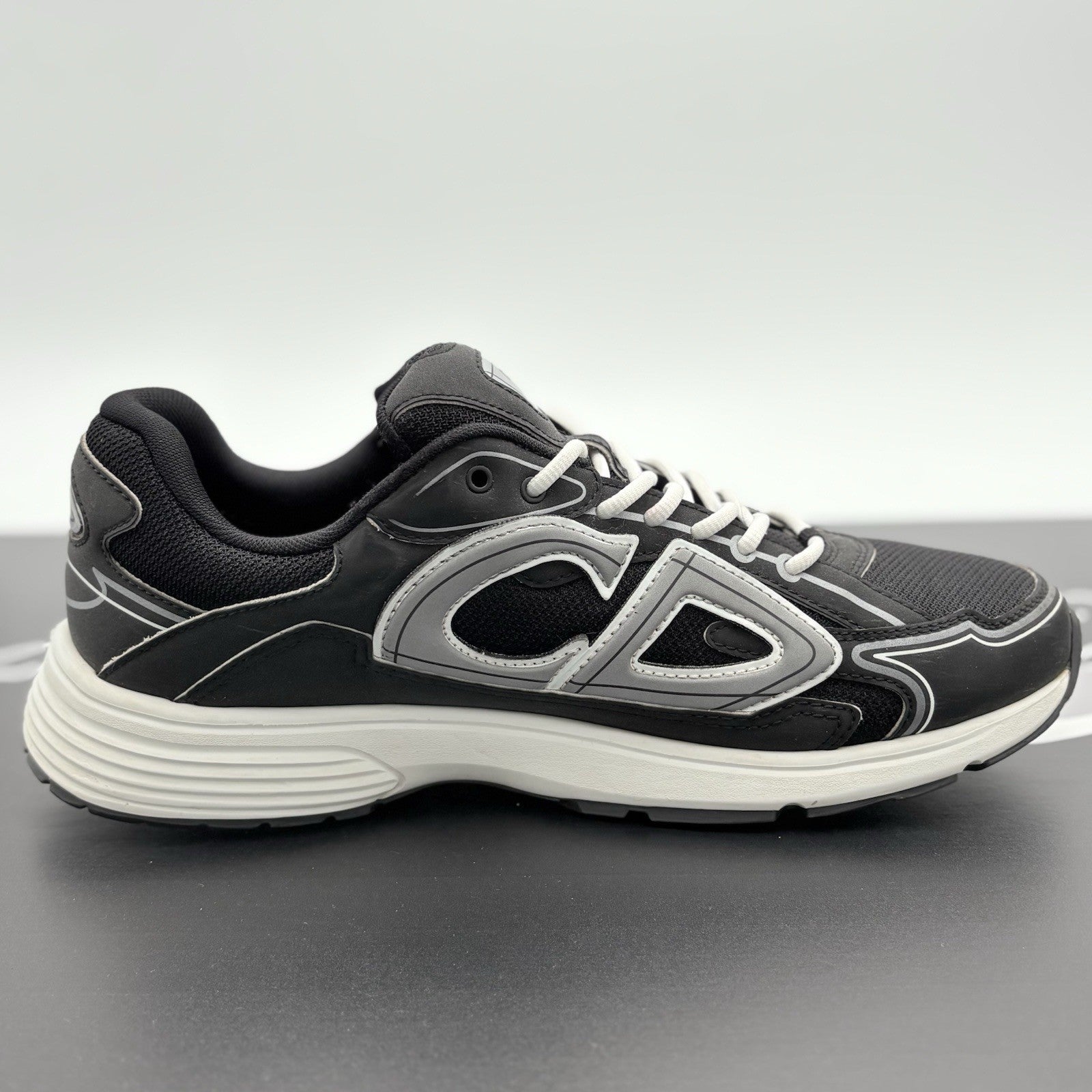 Size 44 (11 US) - Dior B30 ' Black White ' | GOOD CONDITION!