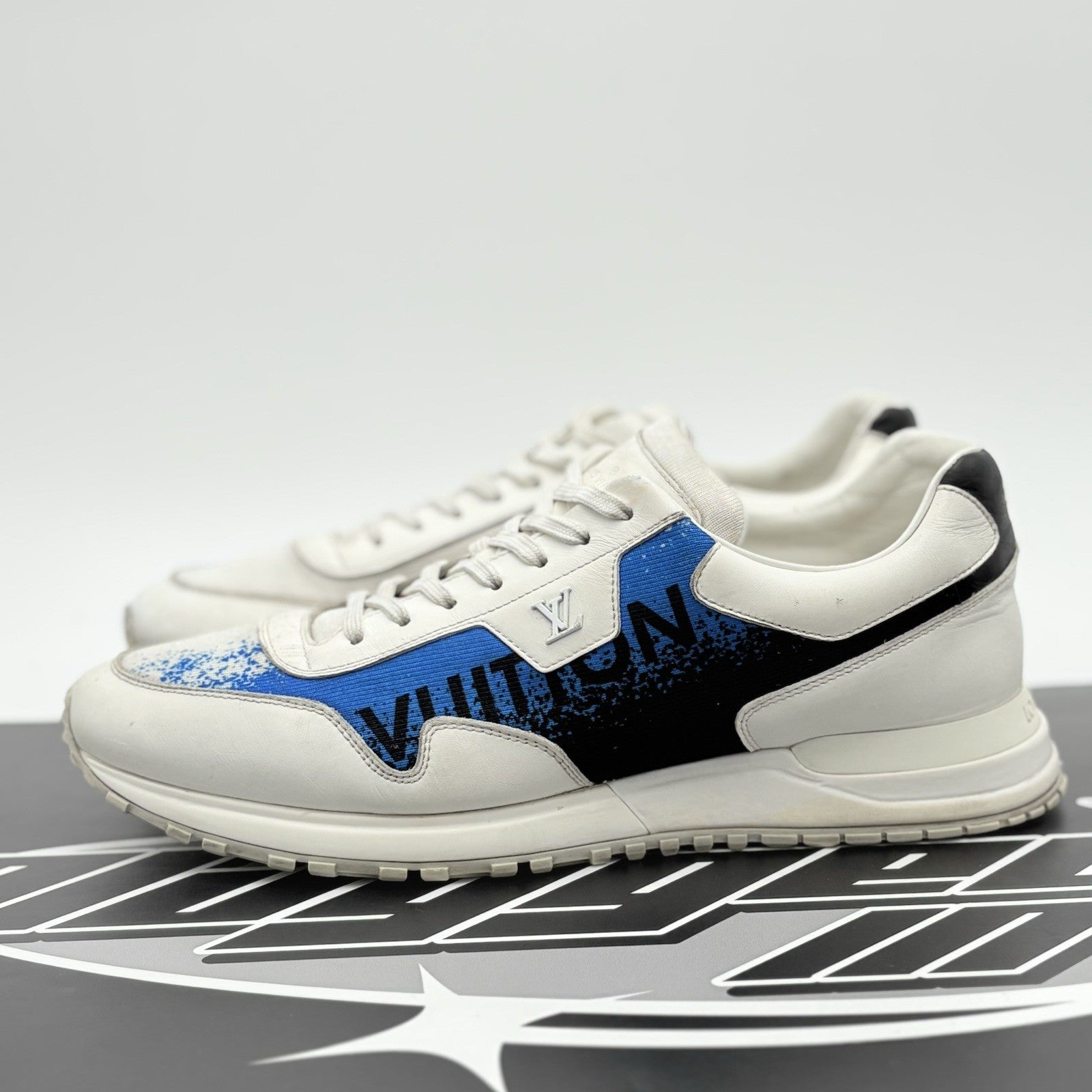 Size 9 LV (10-10.5 US) Louis Vuitton Run Away Low ' White Blue ' | GOOD COND!