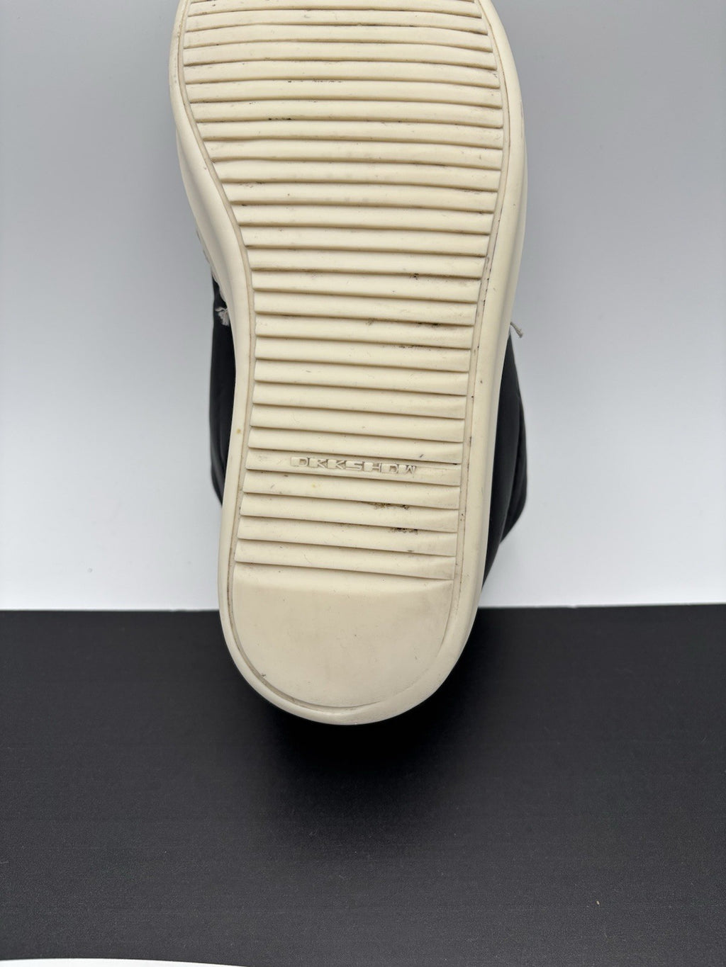Size 42 (9 US) Rick Owens DRKSHDW Hollywood Jumbo Lace Puffer Low ' Black Milk '