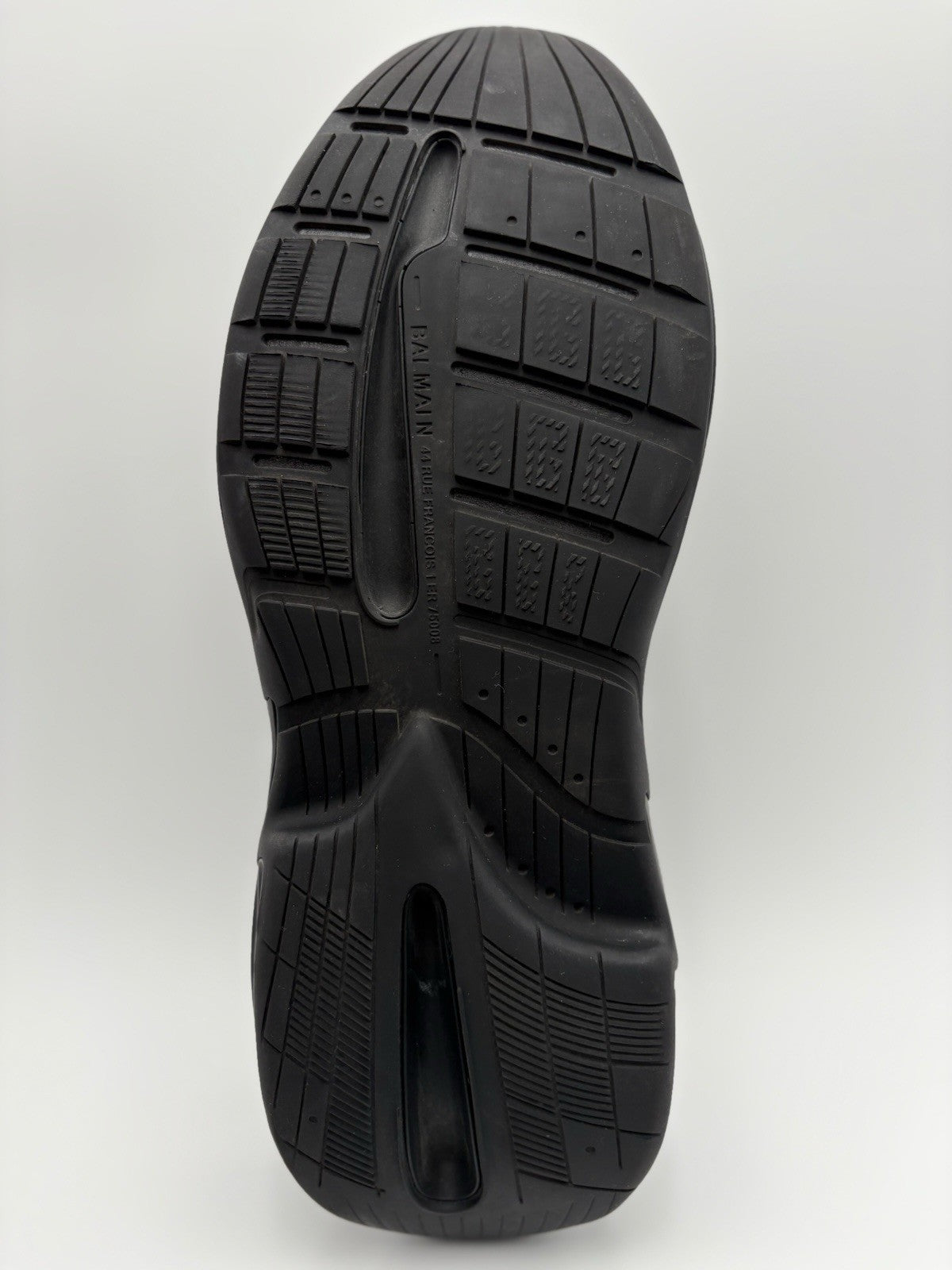 Size 42 (9 US) - Balmain Run Row Sneaker ' Black ' | SUPER CLEAN!