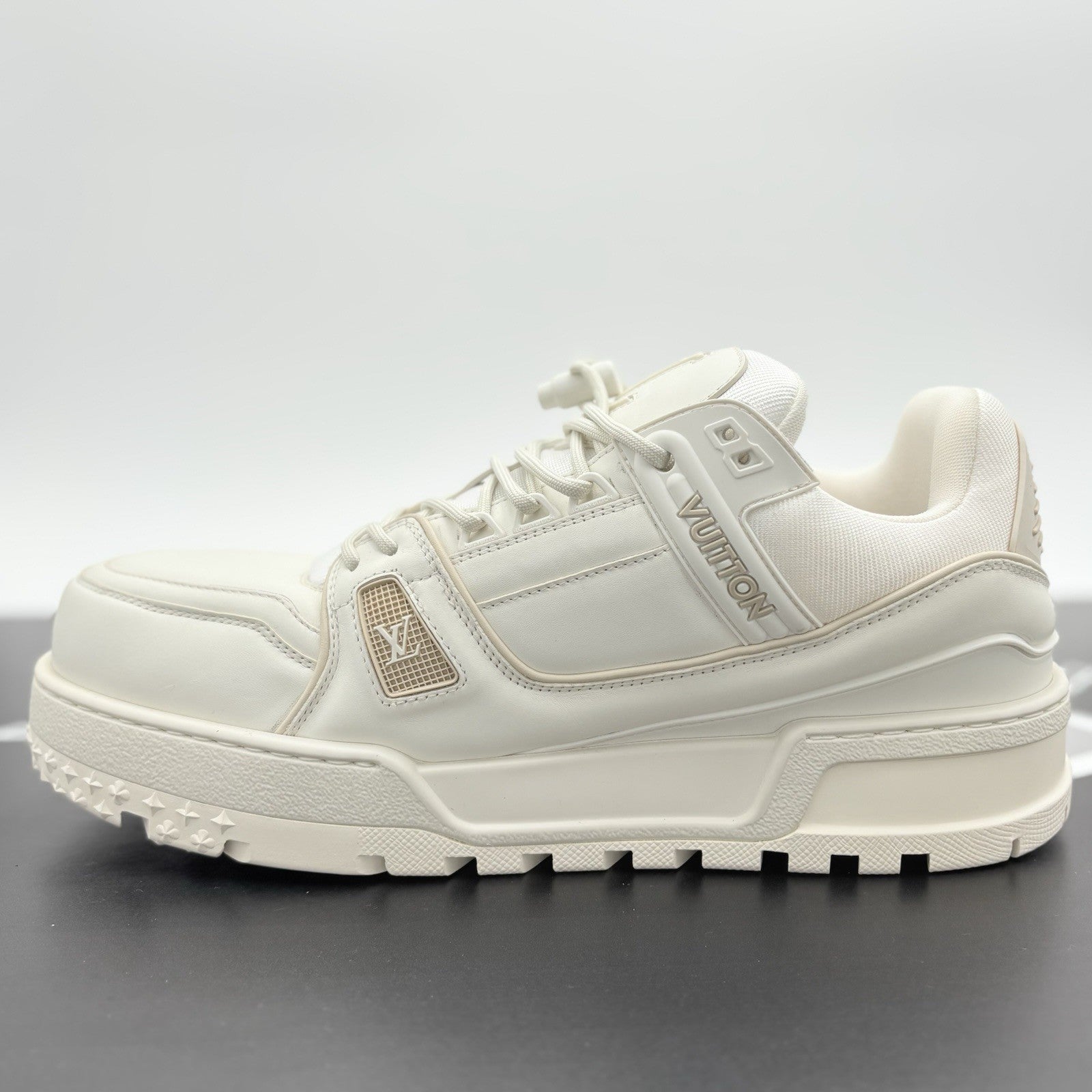Size 10 LV (11-11.5 US) - Louis Vuitton Maxi Trainer ' White ' | WORN ONCE!