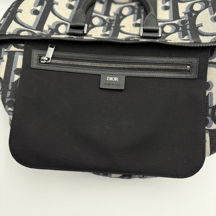 Oblique Jacquard Maxi Weekender 40 Bag Beige — photo 19