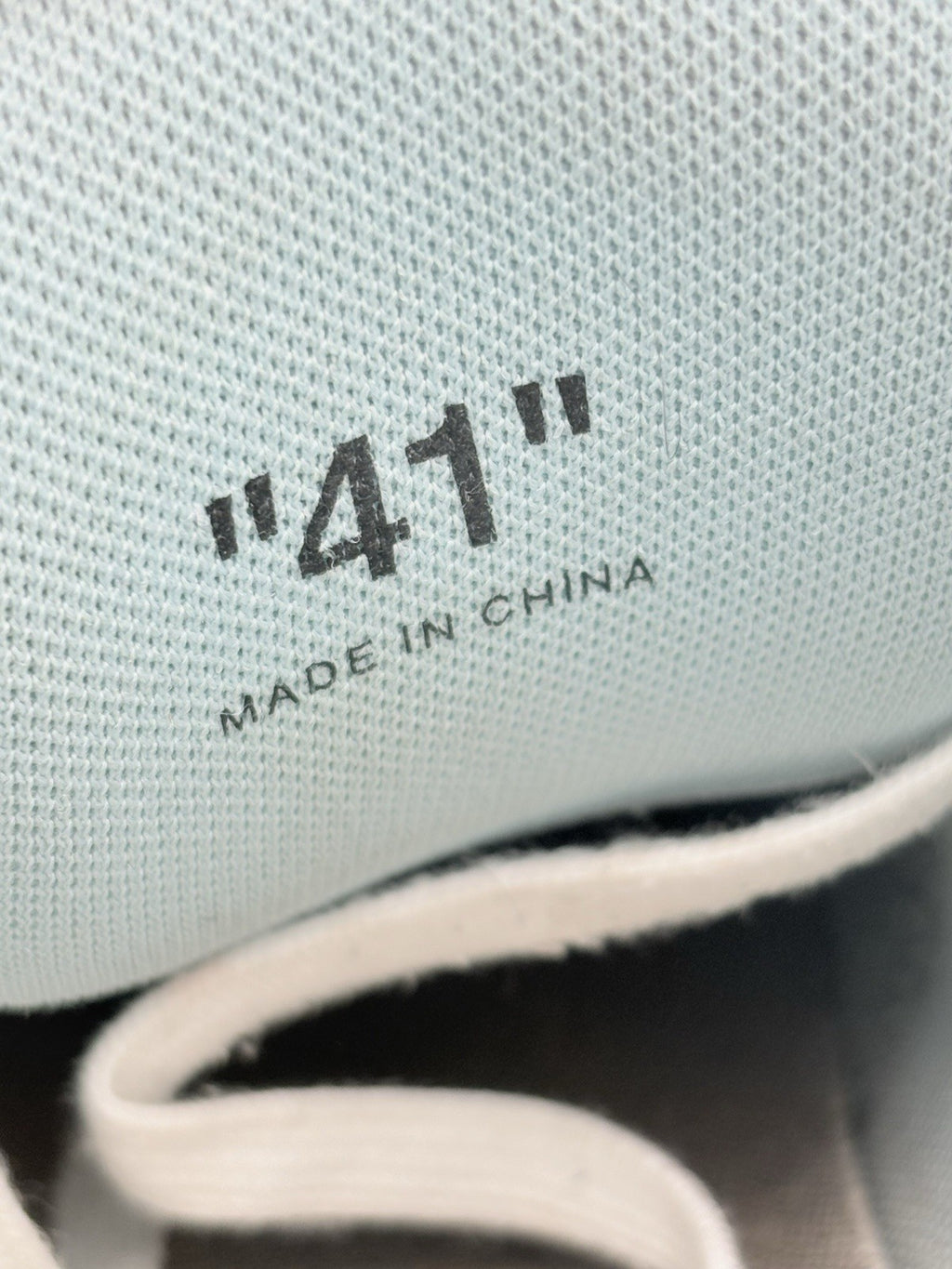 Size 41 (8 US) Off-White Out of Office ' White Light Blue ' | GOOD CONDITION!