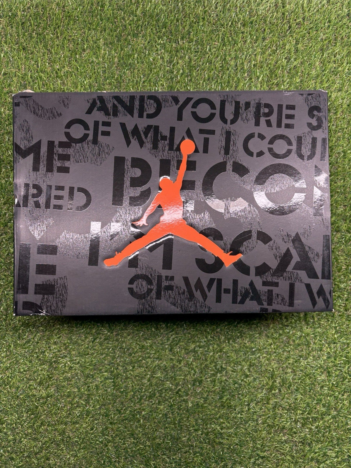 Size 10 - Jordan 3 Retro 2023 Mid Fear | SUPER CLEAN!