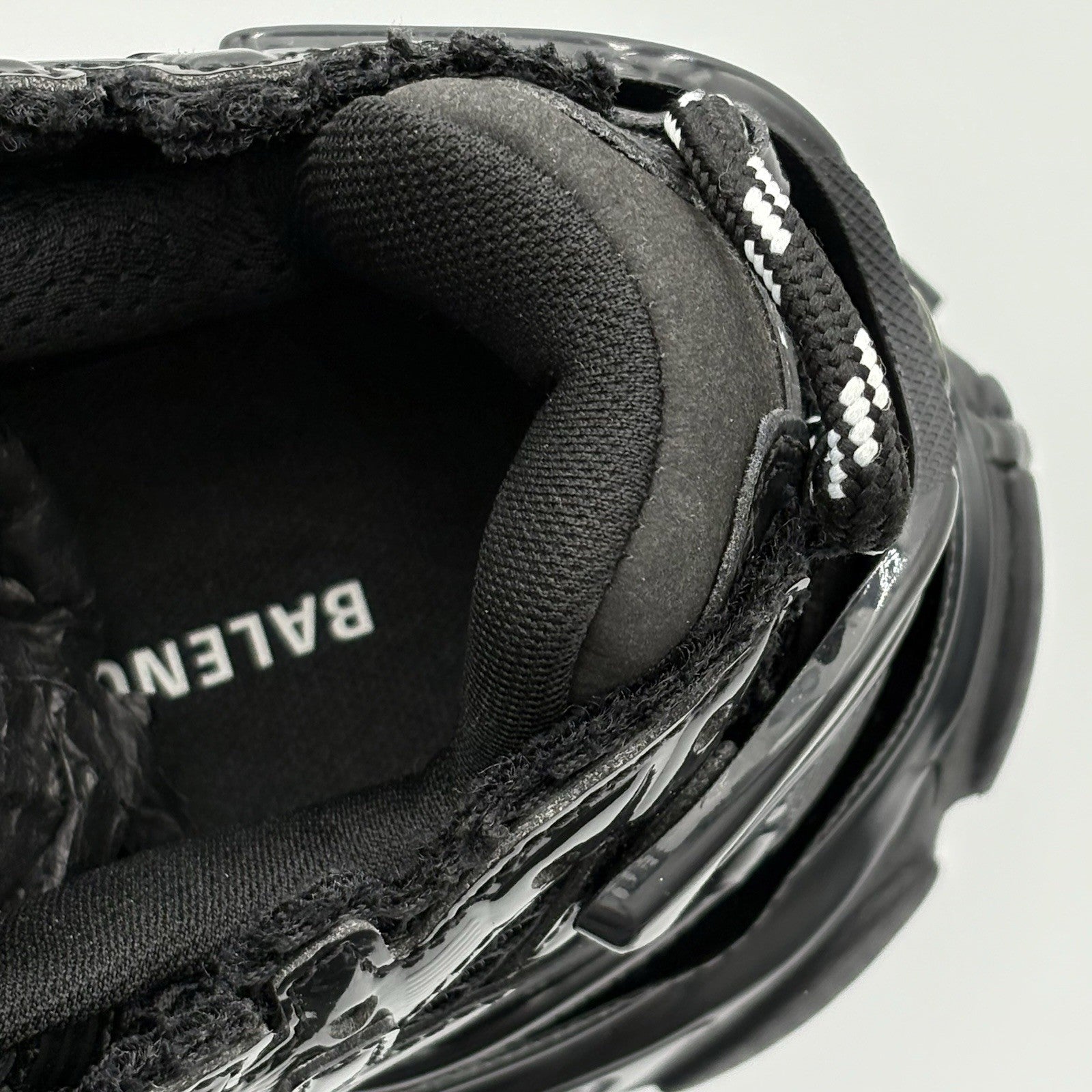 Size 35 - Balenciaga Runner Sneaker ' Triple Black ' | BRAND NEW!