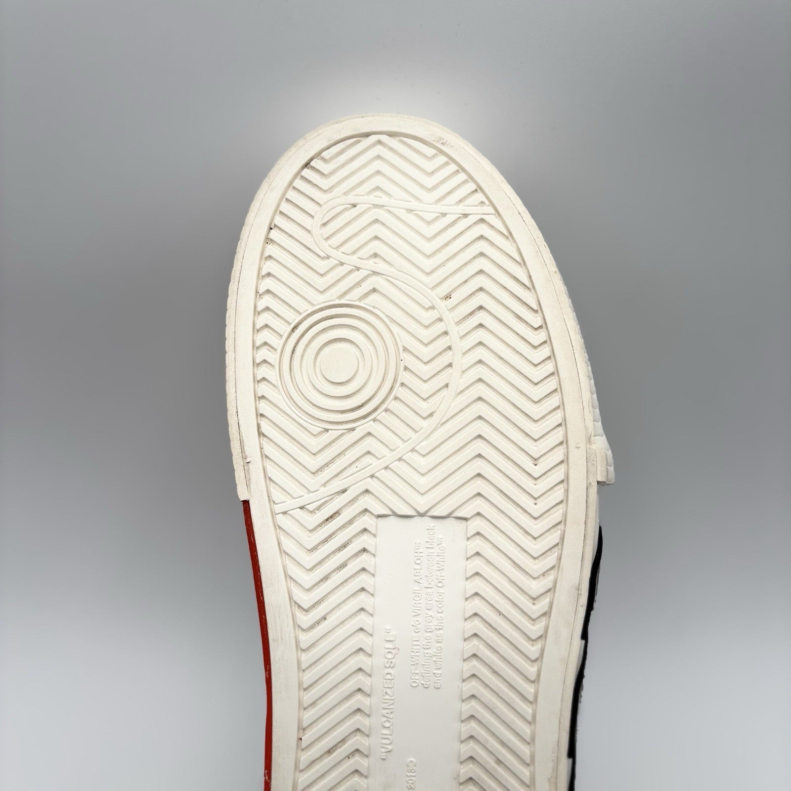 Size 40 (7 US) - Off-White Vulc Sneaker ' White ' | GOOD CONDITION!