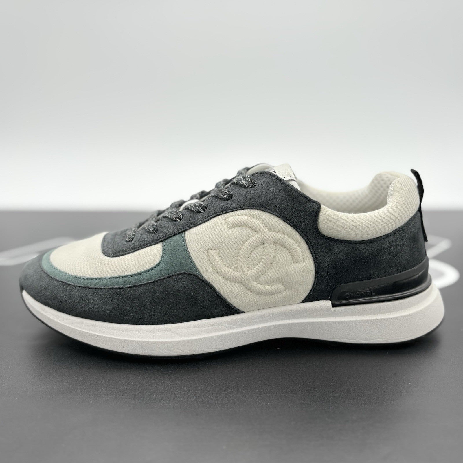 Size 41 (8 US) - Chanel Interlocking CC Logo Suede Sneaker ' Green ' | WORN 1-3x