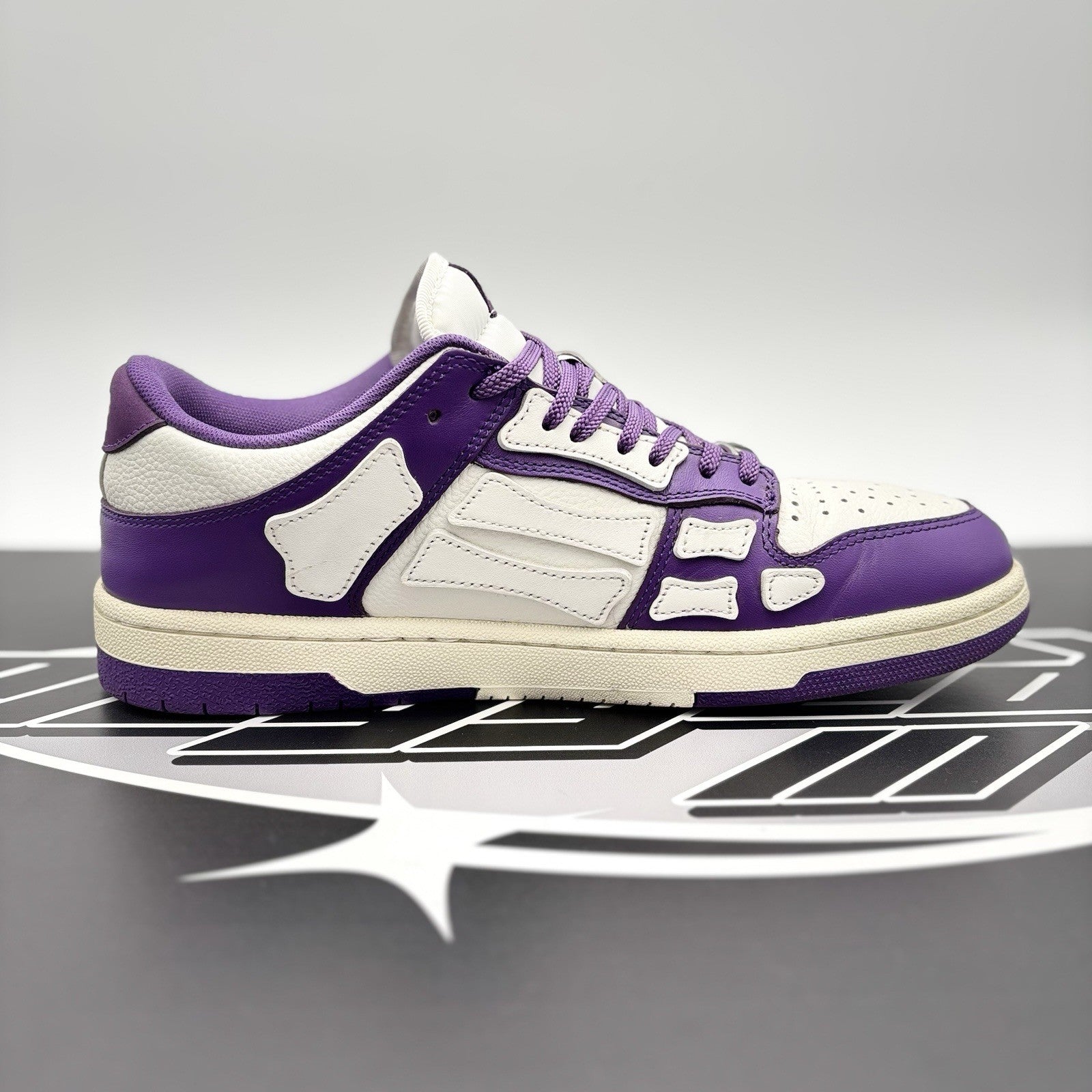 Size 43 (10 US) - Amiri Bandana Skel Low Top ' White, Purple ' | GREAT COND!