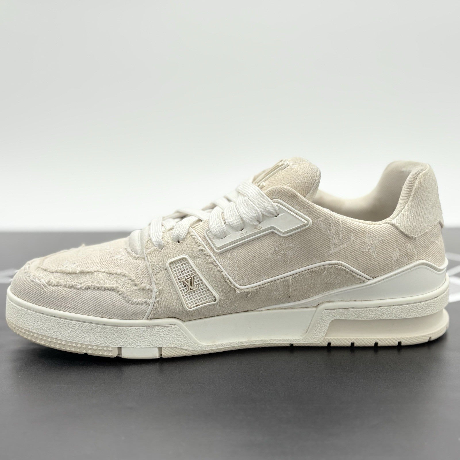 Size 9 LV (10-10.5 US) Louis Vuitton Trainer Denim ' Beige White ' | GOOD COND!