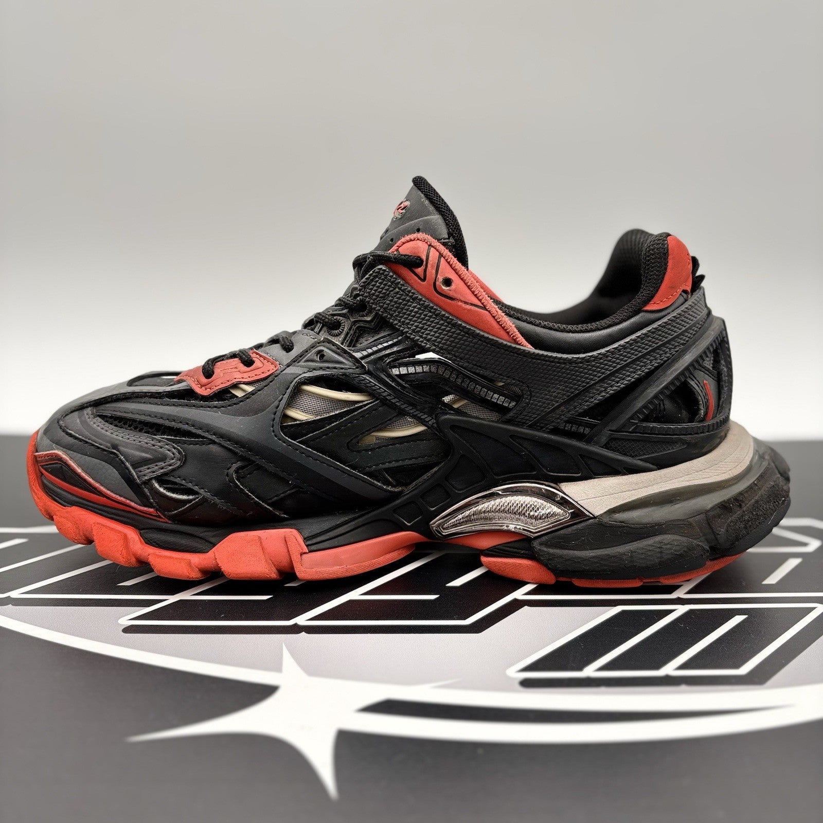 Size 43 (10 US) - Balenciaga Track 2 Trainer ' Black, Orange '