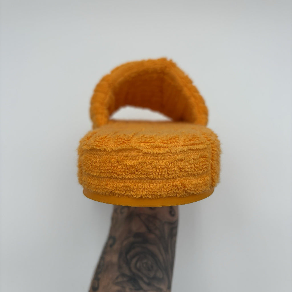 Size 42 (9 US) - Bottega Veneta ' Orange ' Sandals Slides Slippers | NEW!