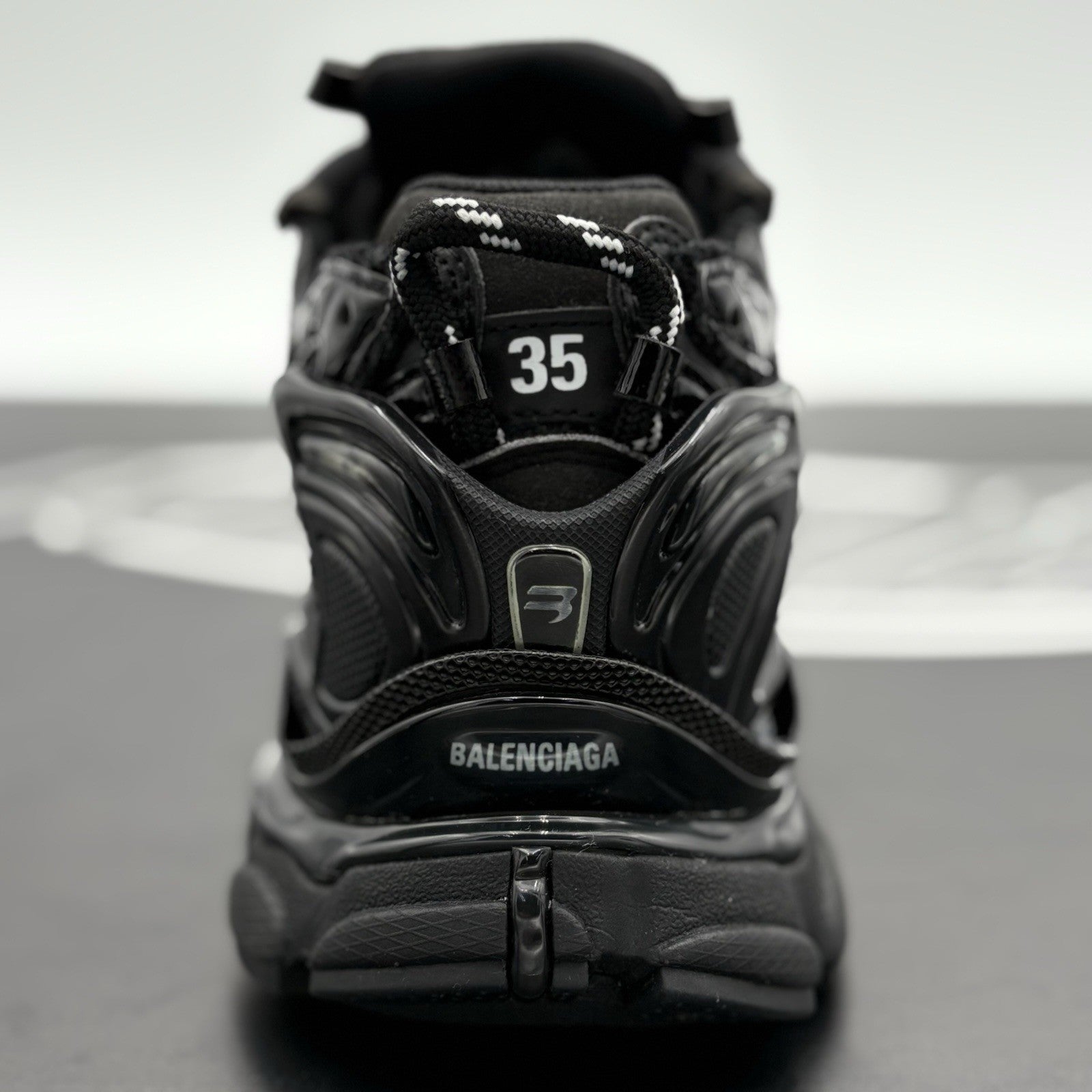 Size 35 - Balenciaga Runner Sneaker ' Triple Black ' | BRAND NEW!