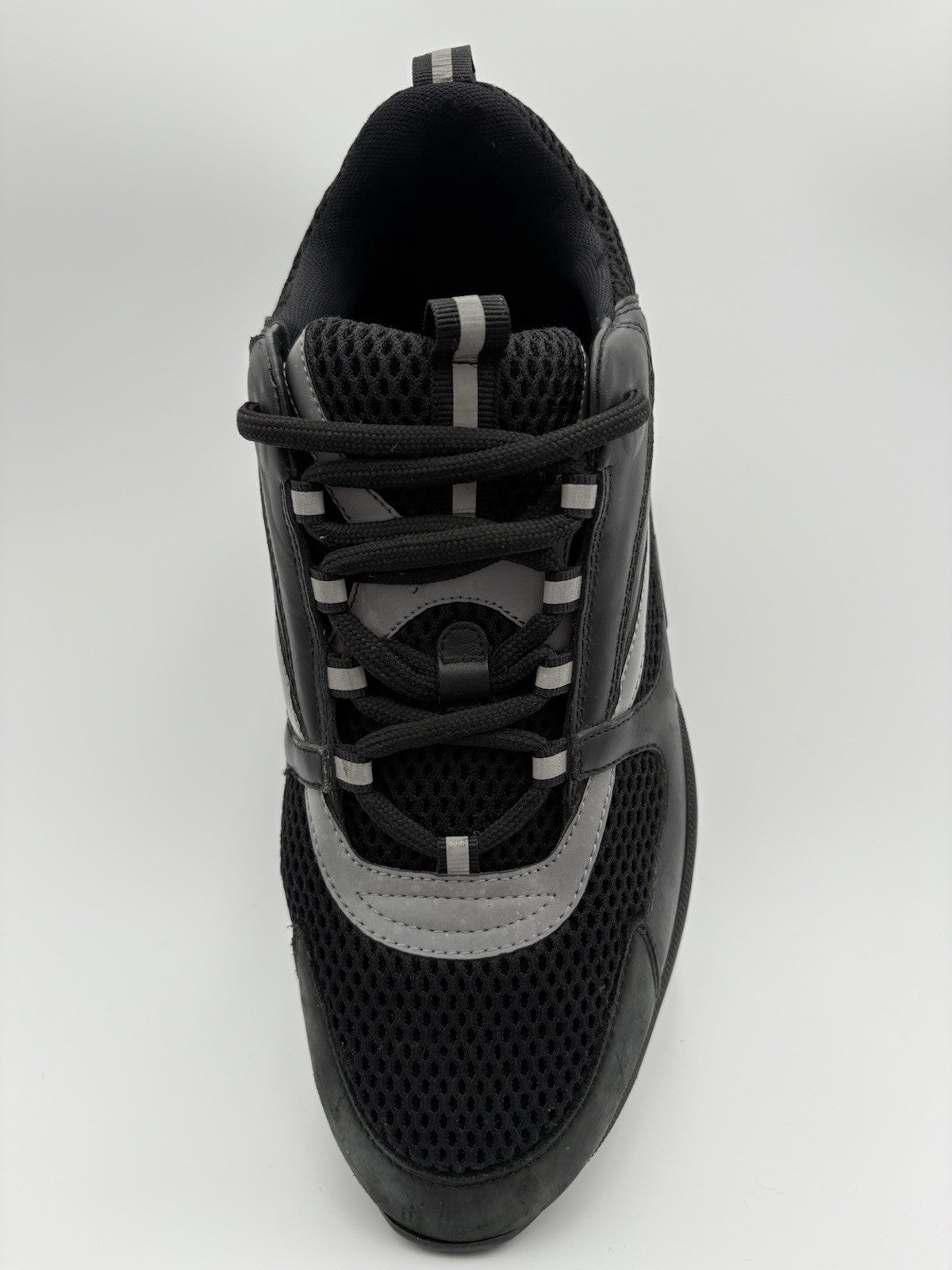 Size 44 (11 US) - Dior B22 Sneaker ' Black ' | GOOD CONDITION!