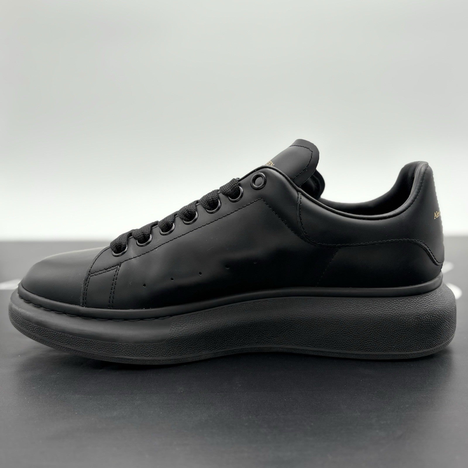 Size 44 (11 US) - Alexander McQueen Oversized ' Black ' | GOOD CONDITION!