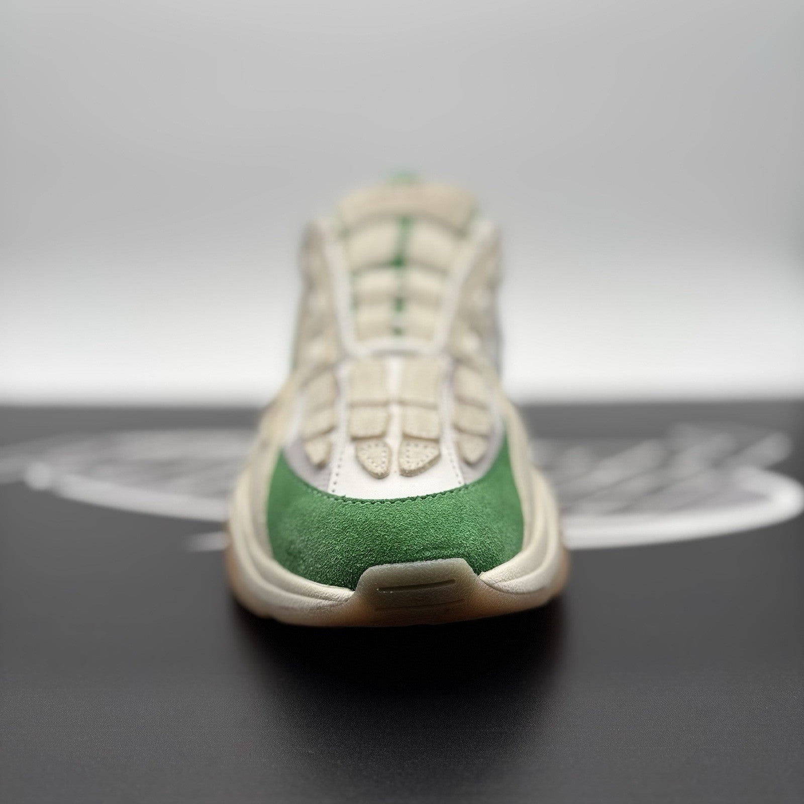Size 43 (10 US) - Amiri Bone Runner ' Tennis Green ' | EXCELLENT!