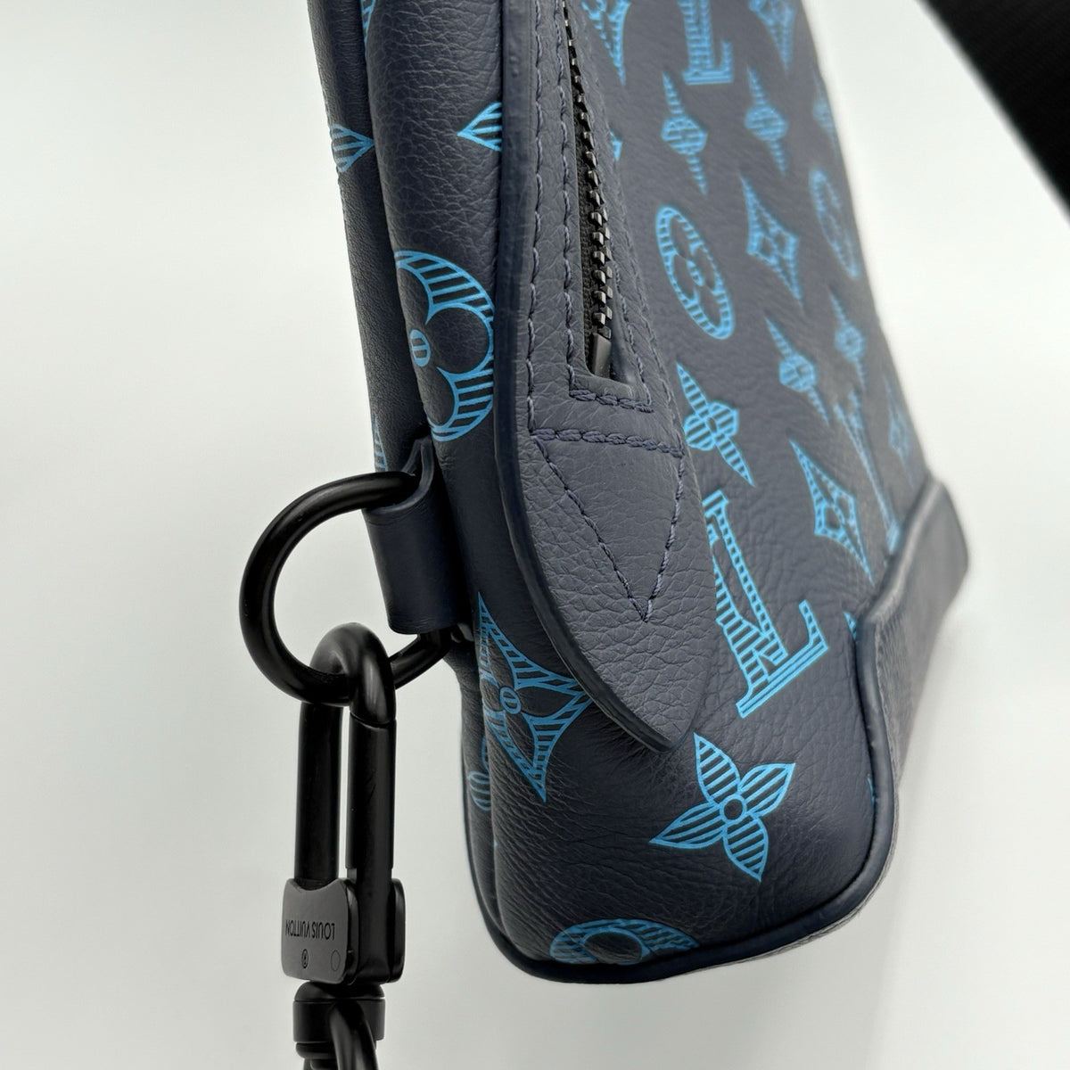 Monogram Shadow Sling Bag Navy River Blue — photo 9