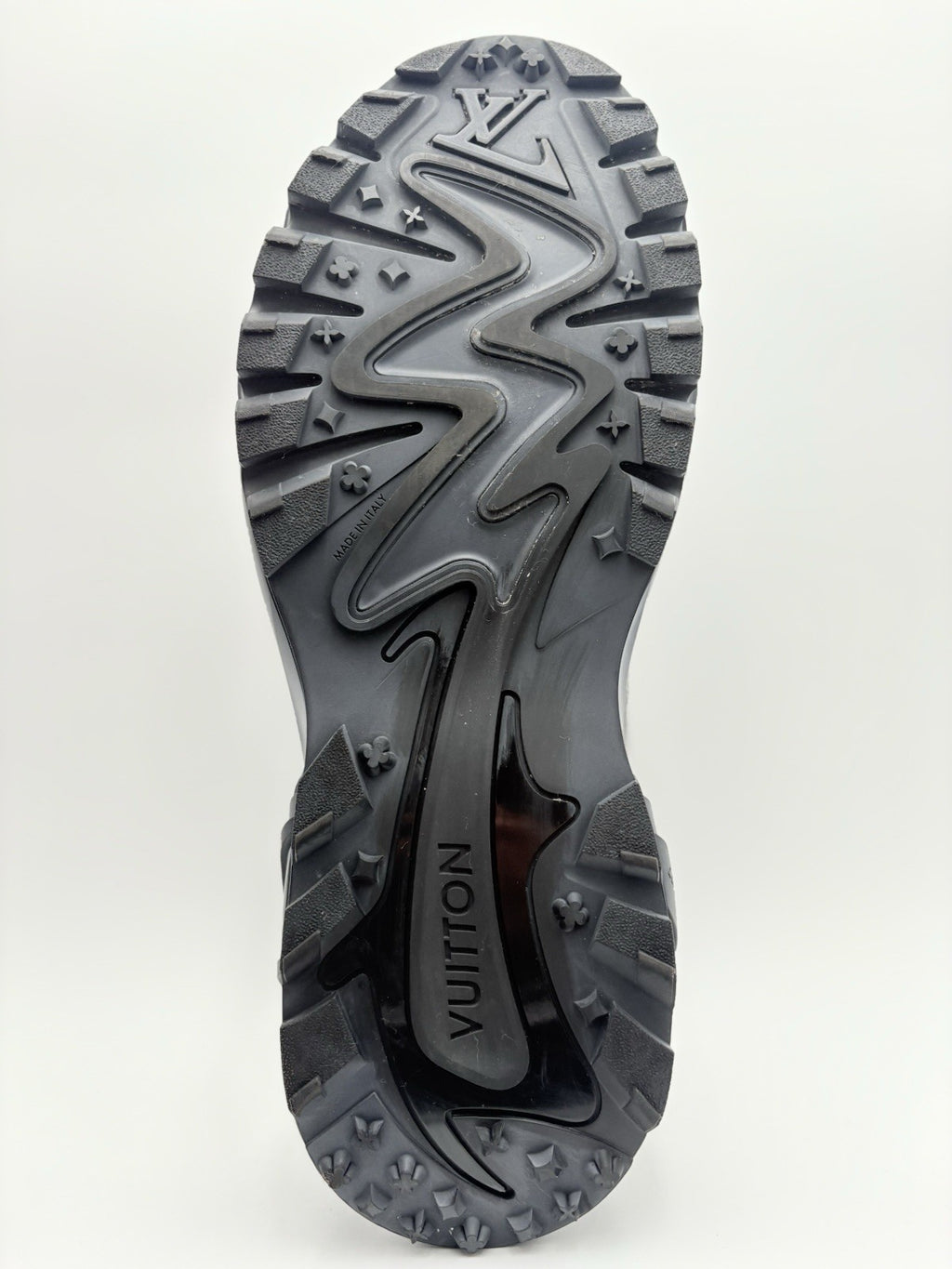 Size 12 LV (13-13:5 US) Louis Vuitton Tactic Runner ' Grey ' | SUPER CLEAN!