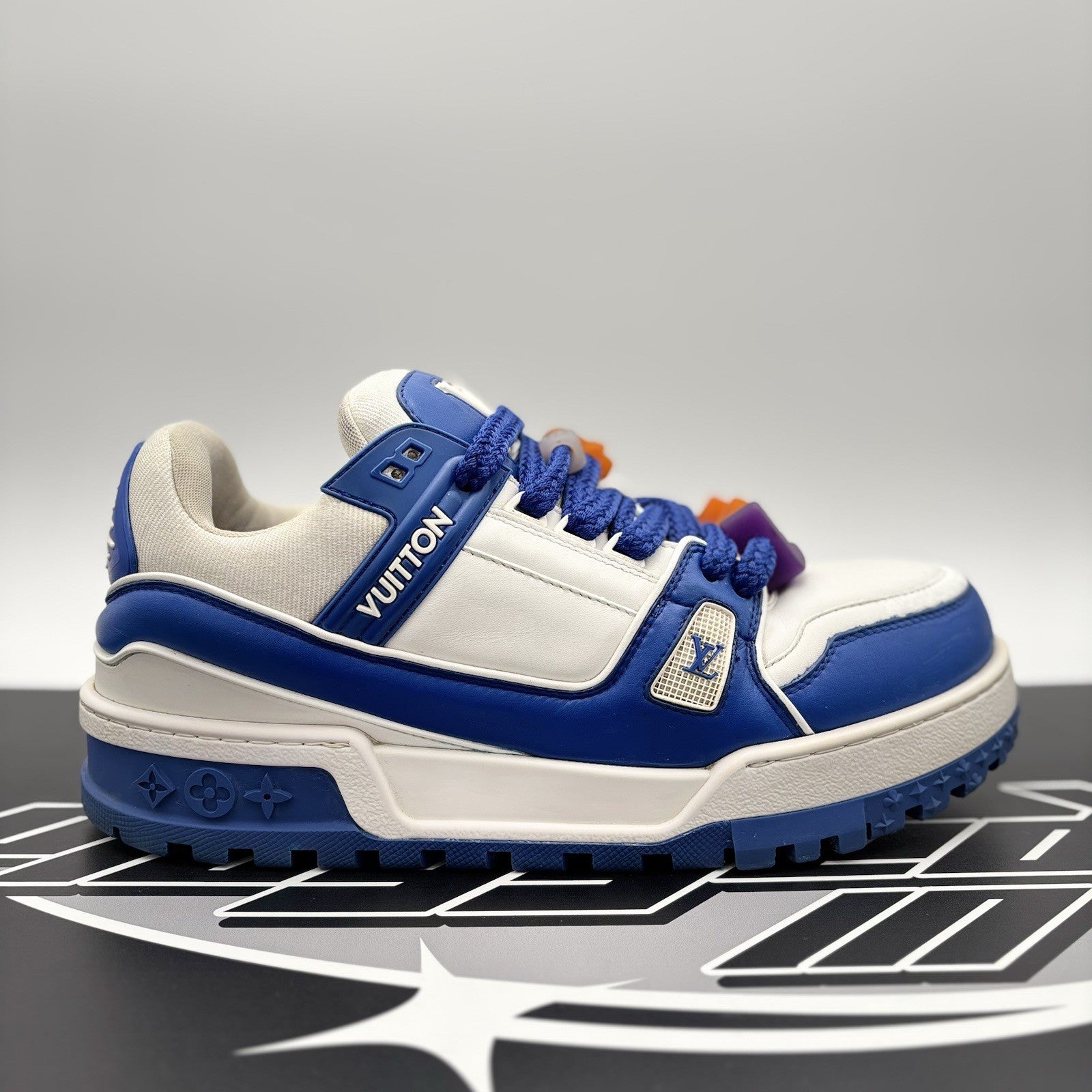 Size 10.5 LV (11.5-12 US) - Louis Vuitton Maxi ' Blue White '