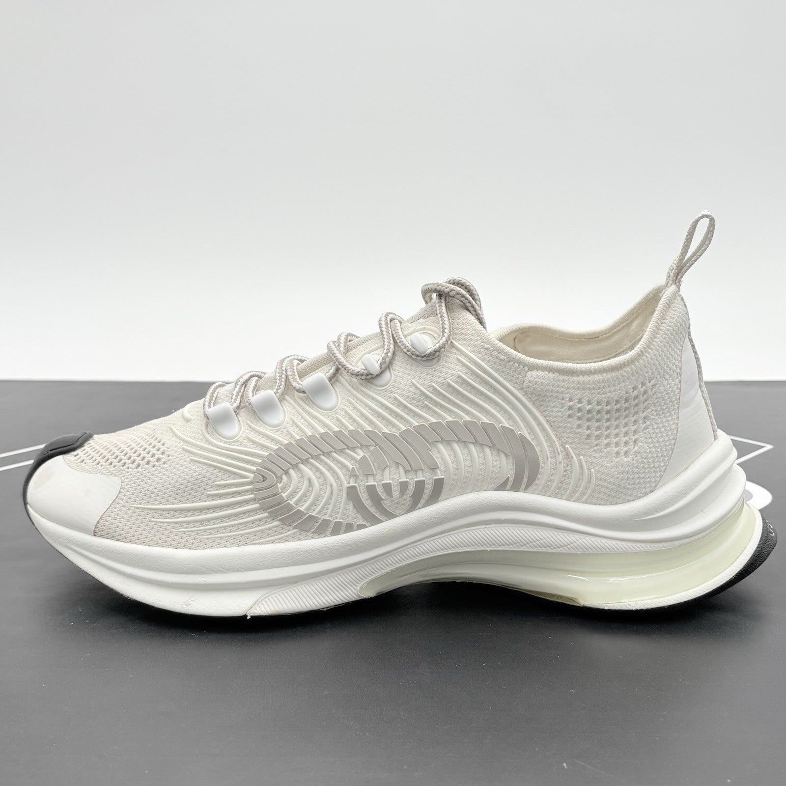 Size 8.5 G (9 US) Gucci Interlocking G Run Sneaker ' White ' | EXCELLENT COND!