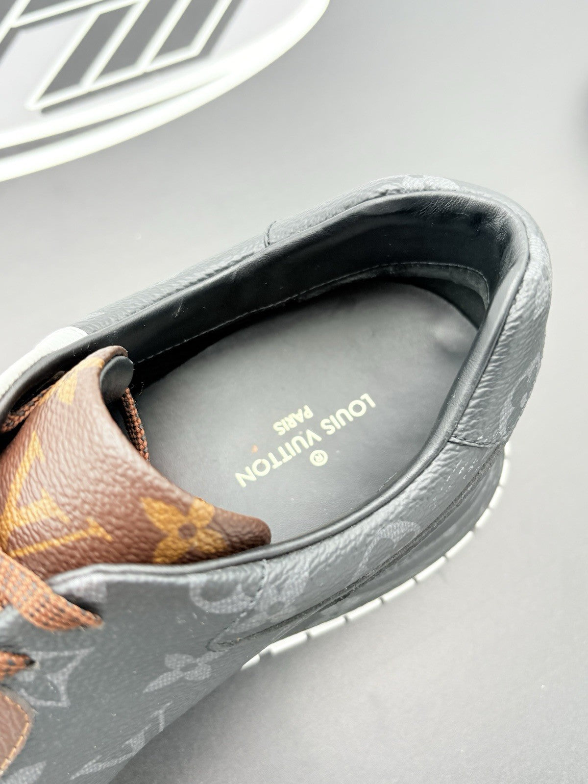 Size 8.5 LV (9.5-10 US) Louis Vuitton Run Away Sneaker ' Tri-Color ' | CLEAN!