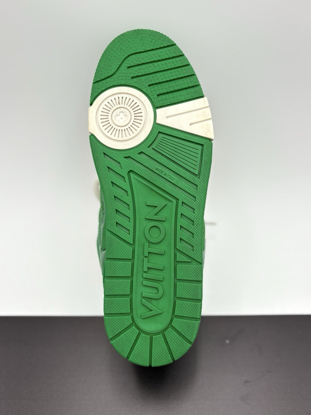 Size 8 LV (9-9.5 US) - Louis Vuitton Skate ' Green White ' | SUPER CLEAN!
