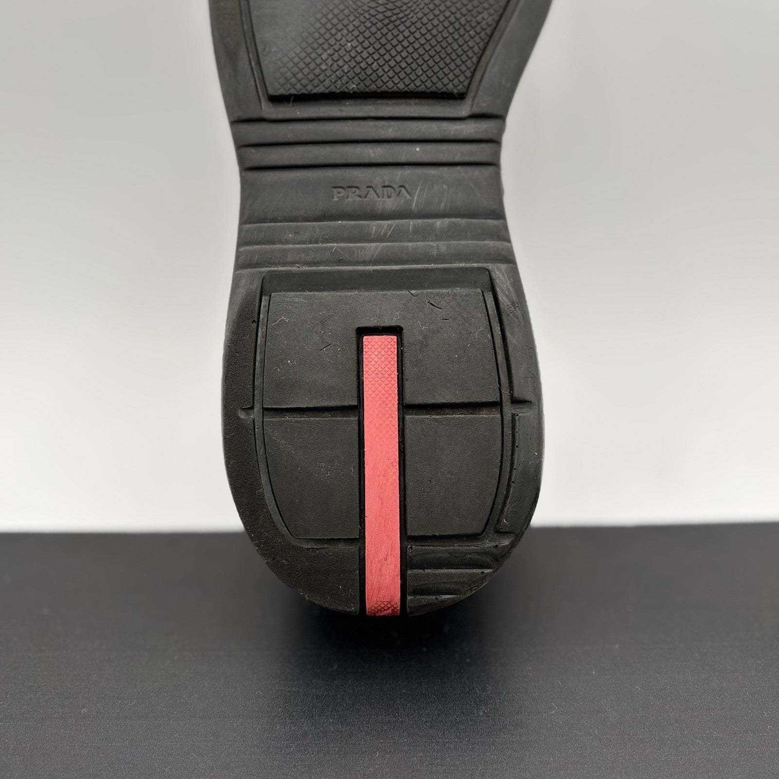 Size 8 UK (9 US) Prada Americas Cup ' Black '