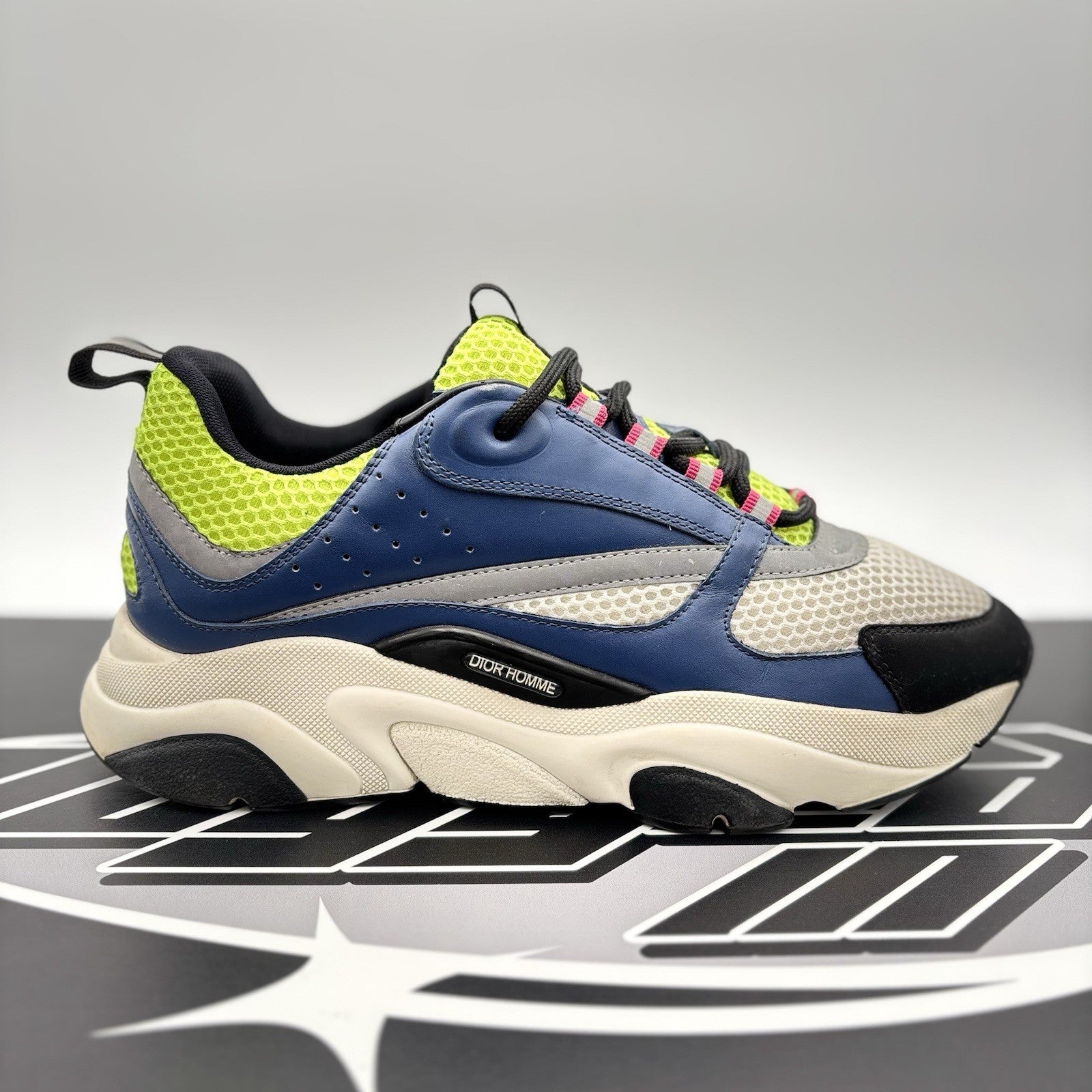 Size 42 (9 US) - Dior B22 Sneaker ' Blue, Lime '| GOOD CONDITION!
