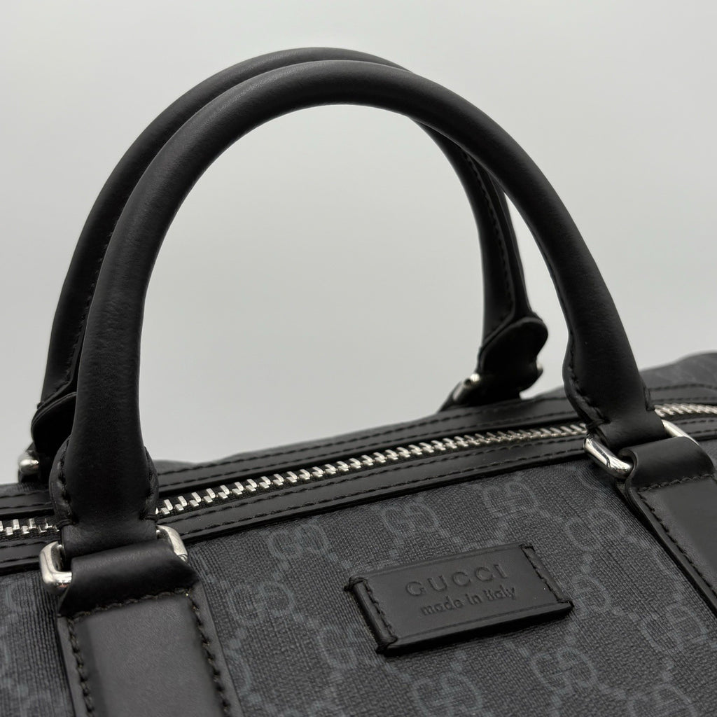 Gucci Carry On Large Duffle Bag ' Gg Supreme - Black ' | GREAT CONDITION!