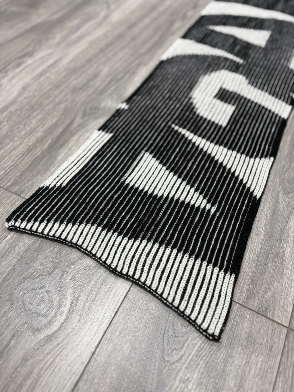 Balenciaga Logo Printed Wool Scarf | NEW!