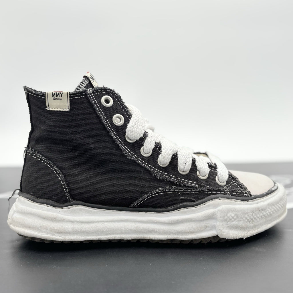 Size 41 (8 US) Maison Mihara Yasuhiro Peterson OG Sole Canvas High ' Black '
