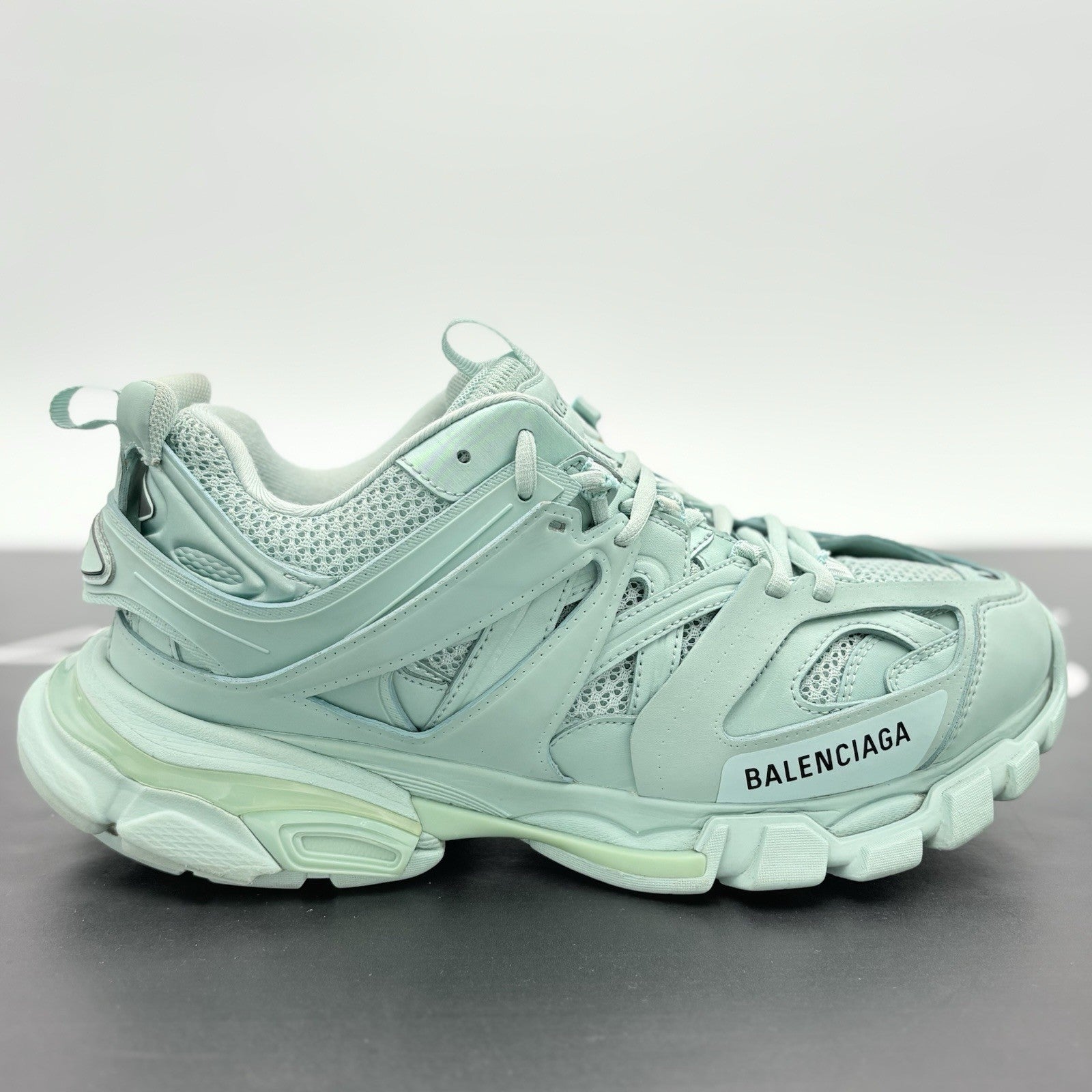 Size 41 - Balenciaga Track ' Mint ' | GREAT CONDITION!