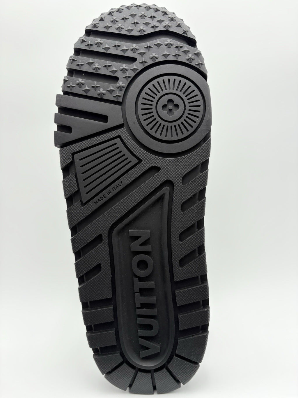 Size 10.5 LV (11.5-12 US) - Louis Vuitton Maxi ' Black White ' | ONLY TRIED ON!