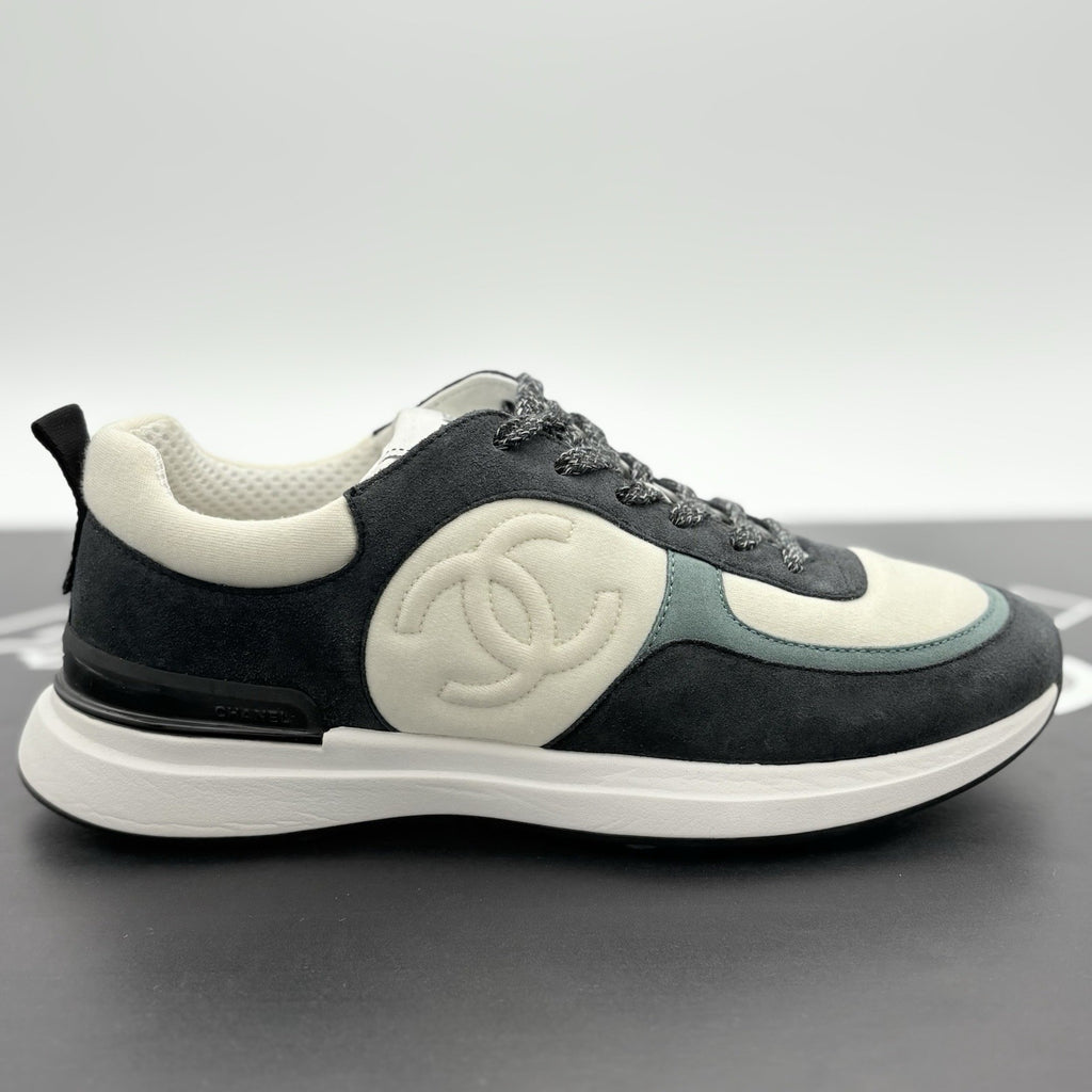 Size 41 (8 US) - Chanel Interlocking CC Logo Suede Sneaker ' Green ' | WORN 1-3x