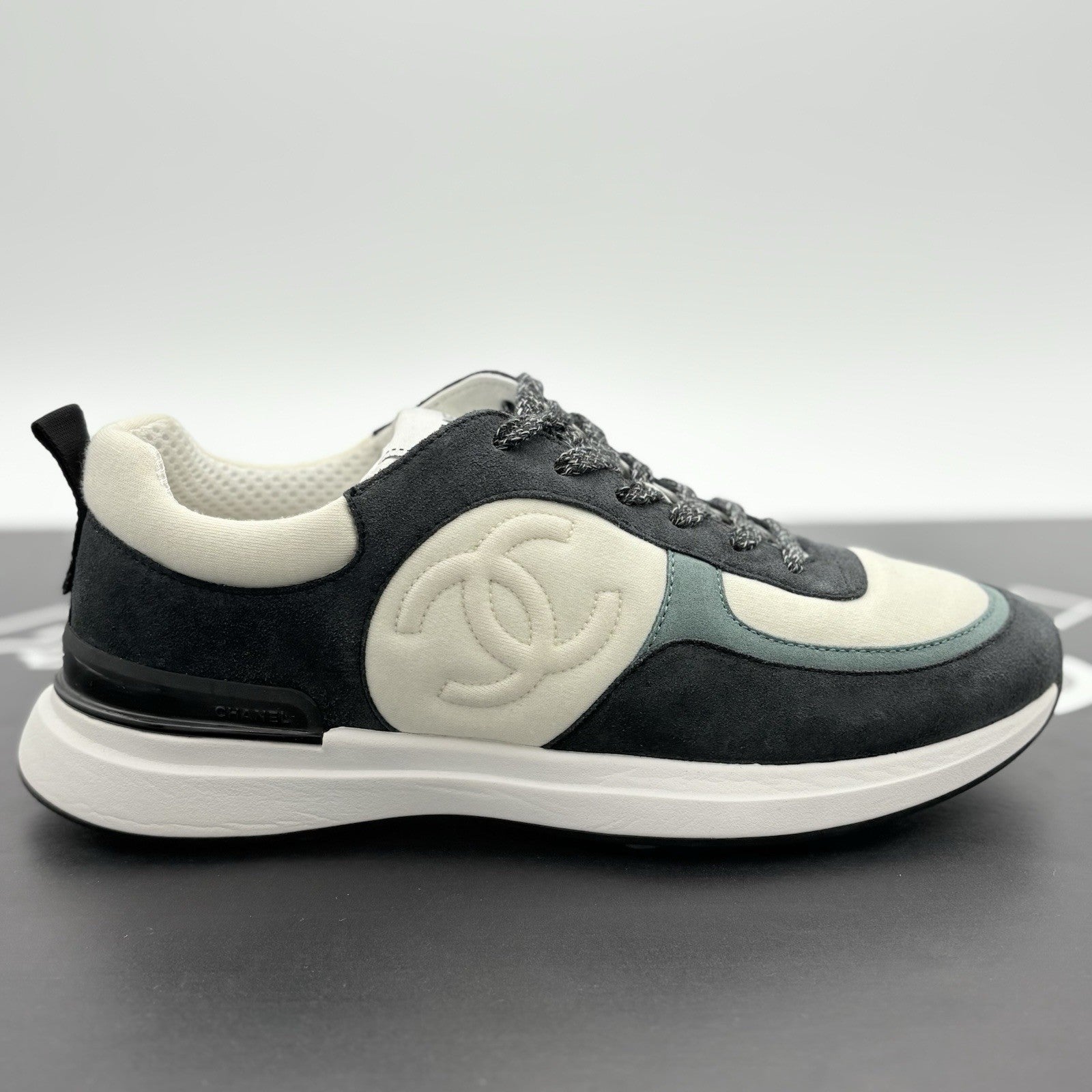 Size 41 (8 US) - Chanel Interlocking CC Logo Suede Sneaker ' Green ' | WORN 1-3x