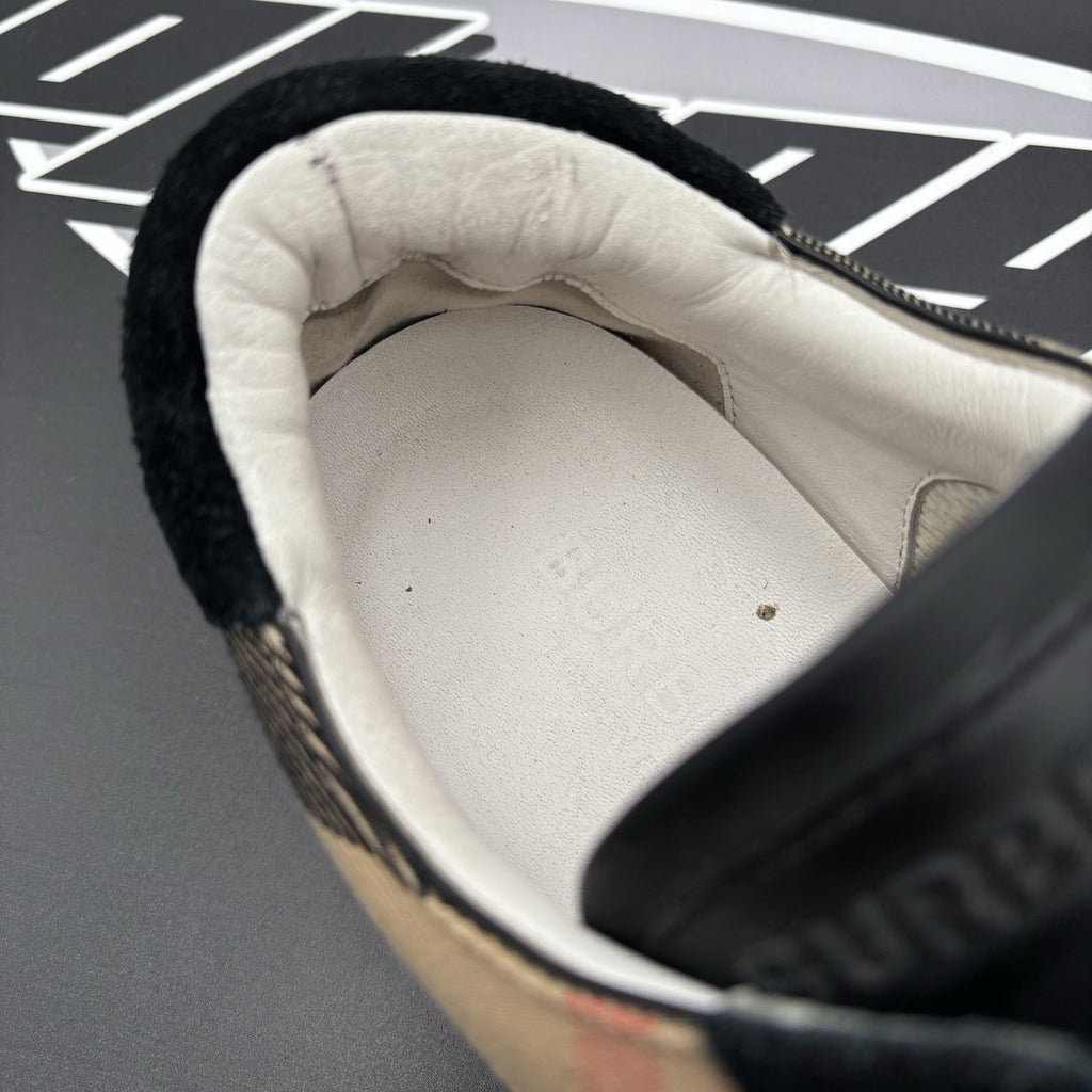 Size 42 (9 US) Burberry House Check ' Black Archive Beige White ' | GREAT COND!