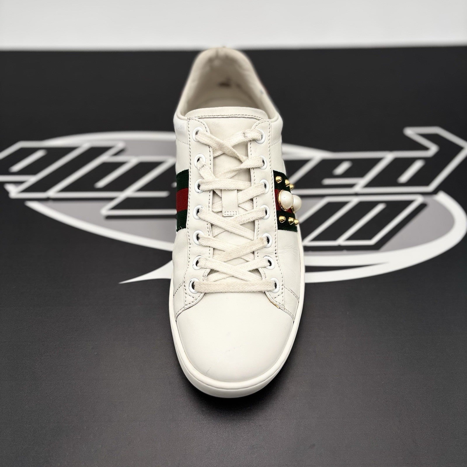 Size 36.5 - Gucci Ace Studded ' White, Pearls ' | GREAT CONDITION!