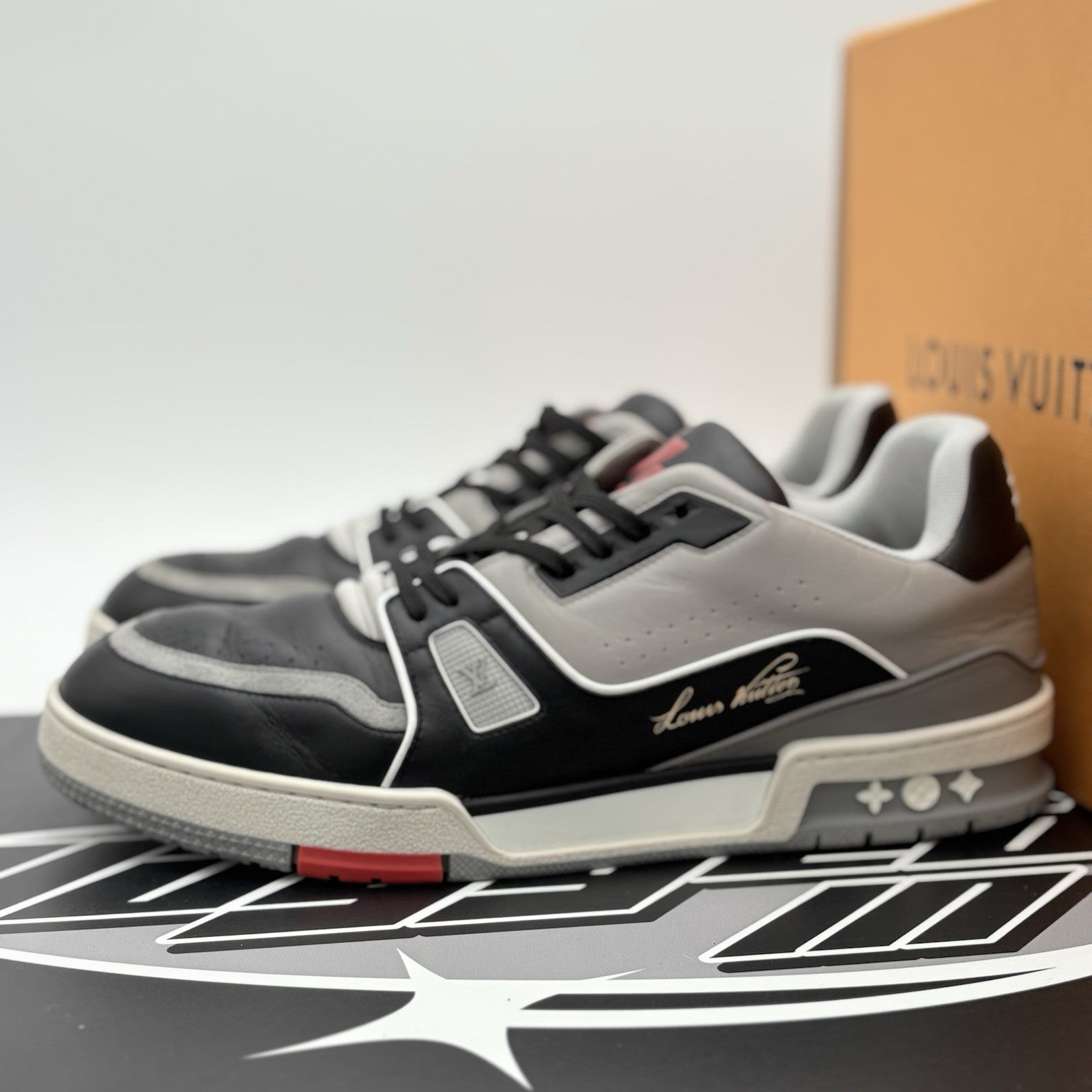 Size 10 LV (11-11.5 US) - Louis Vuitton x Virgil Trainer SS19