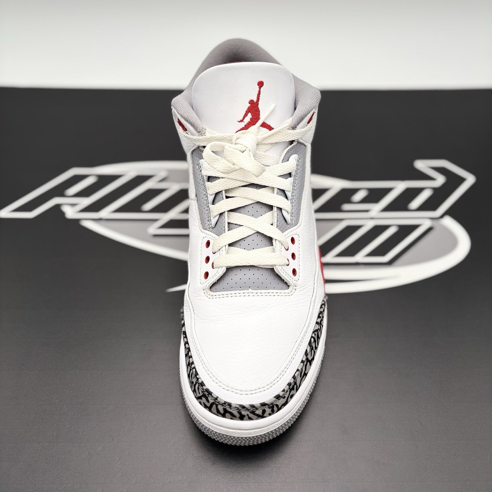 Size 11.5 - Air Jordan 3 Retro Mid ' Fire Red ' | GREAT CONDITION!