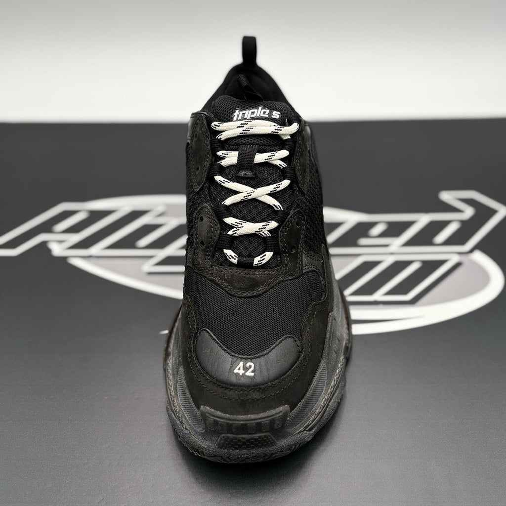 Size 42 (9 US) - Balenciaga Triple S ' Black ' | GOOD CONDITION!