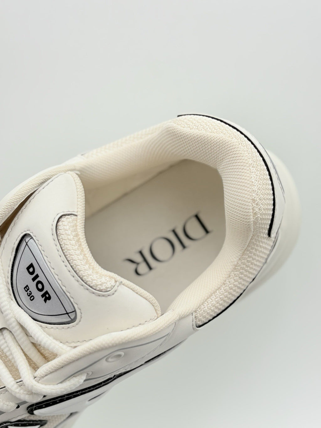 Size 42 (9 US) - Dior B30 Reflective CD30 ' Cream Green ' | SUPER CLEAN!