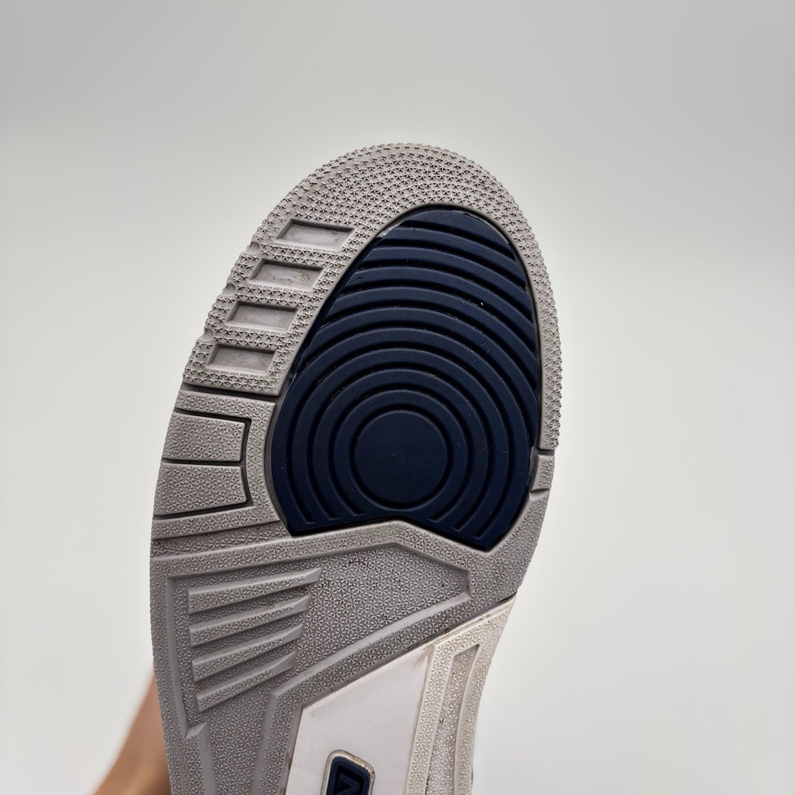 Size 8.5 - Air Jordan 3 Retro Midnight Navy | GREAT CONDITION!