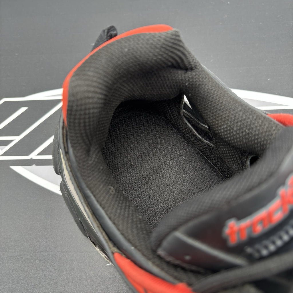 Size 42 (9 US) - Balenciaga Track 2 Trainer ' Black, Orange  '