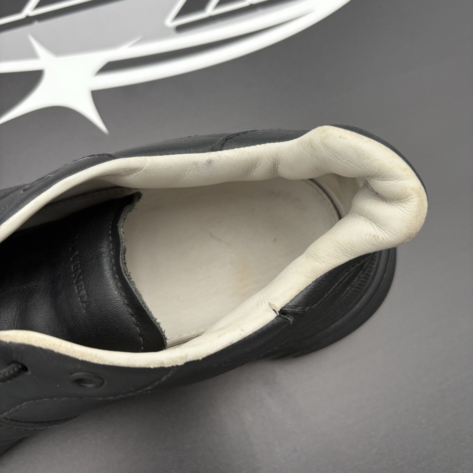 Size 42.5 (9.5 US) - Bottega Veneta Calf Leather Speedster Sneakers ' Black '