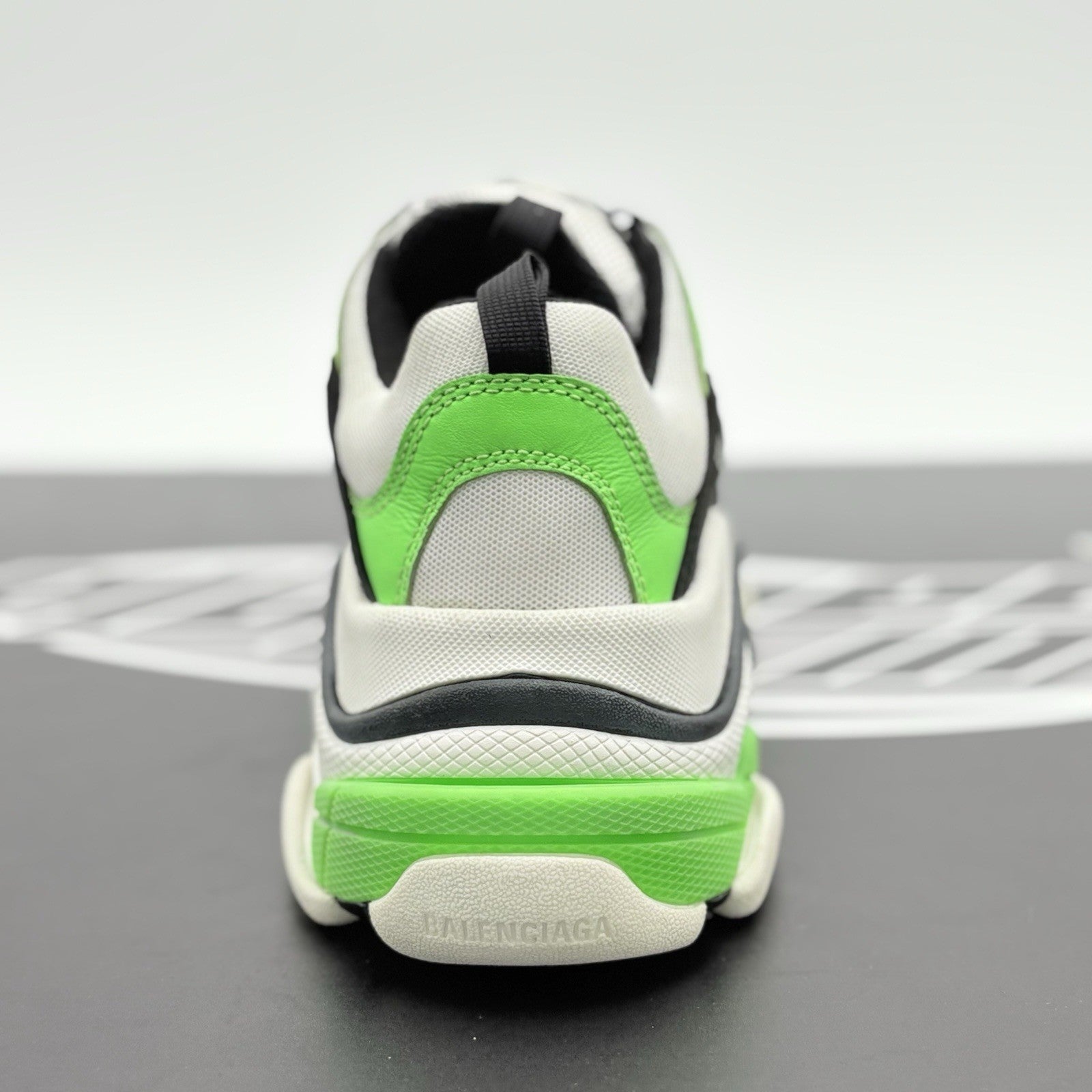 Size 40 - Balenciaga Triple S Sneaker ' Green Black ' | SUPER CLEAN!