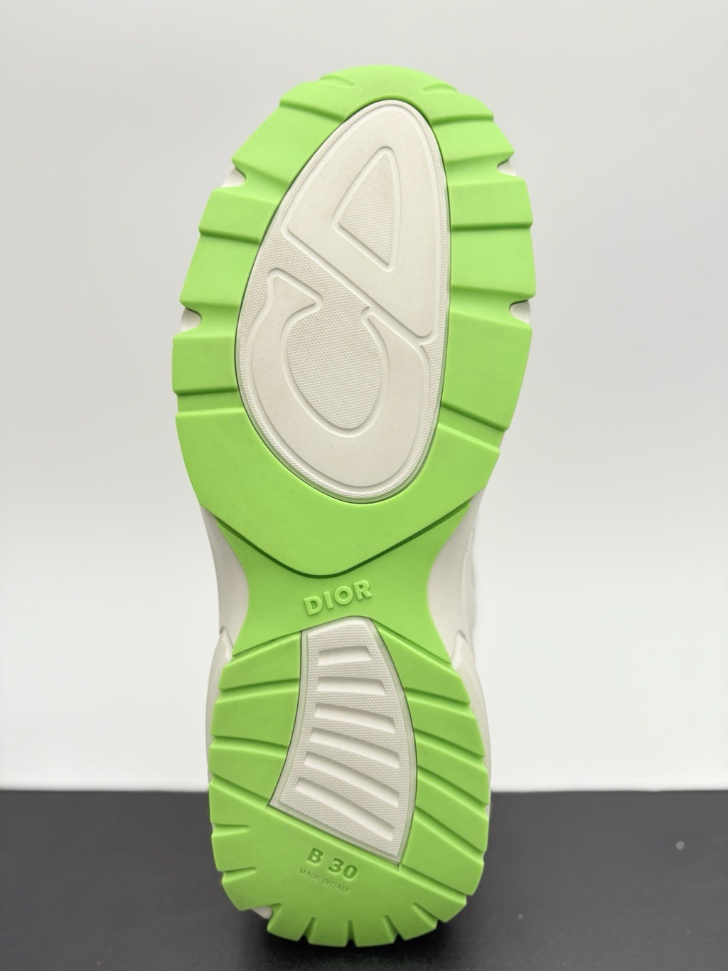 Size 42 (9 US) - Dior B30 Reflective CD30 ' Cream Green ' | SUPER CLEAN!