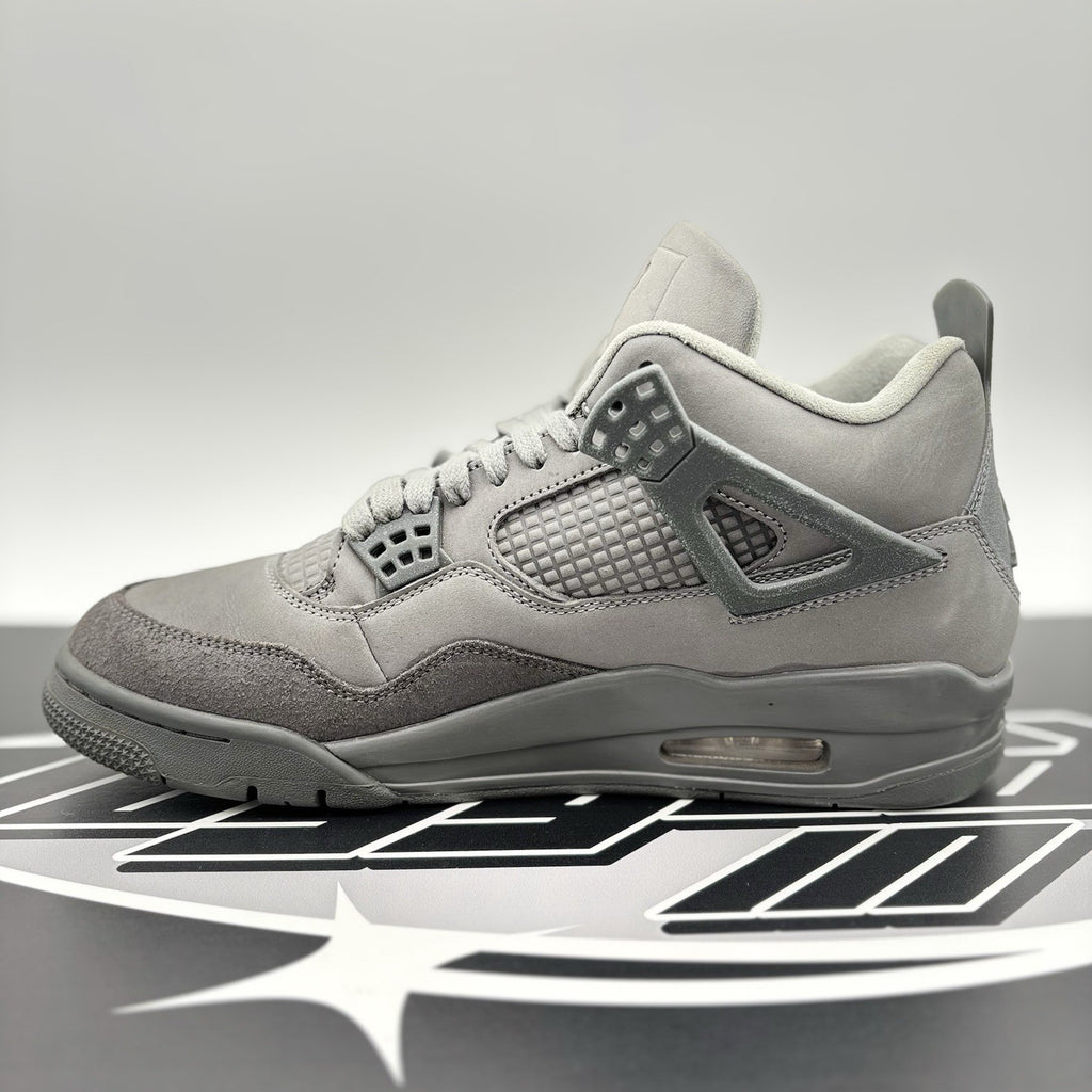 Size 9.5 - Air Jordan 4 Retro SE ' Wet Cement ' | SUPER CLEAN!