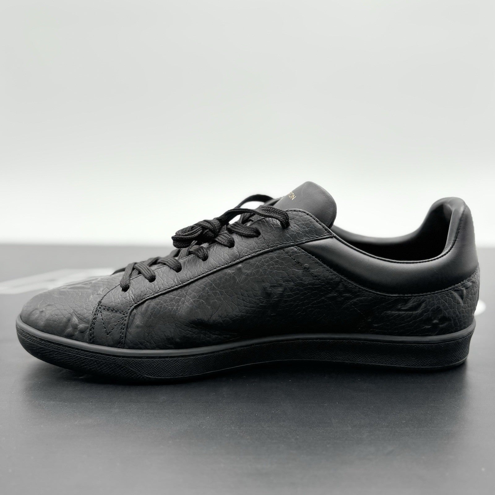 Size 9 LV (10-10.5 US) Louis Vuitton Luxembourg Monogram ' Black ' | WORN ONCE!