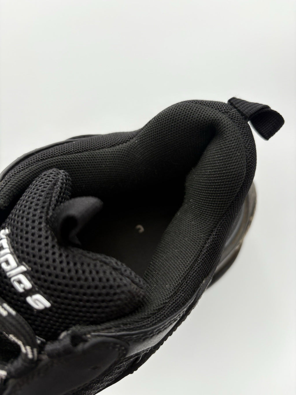 Size 41 (8 US) - Balenciaga Triple S Clear Sole ' Black ' | SUPER CLEAN!