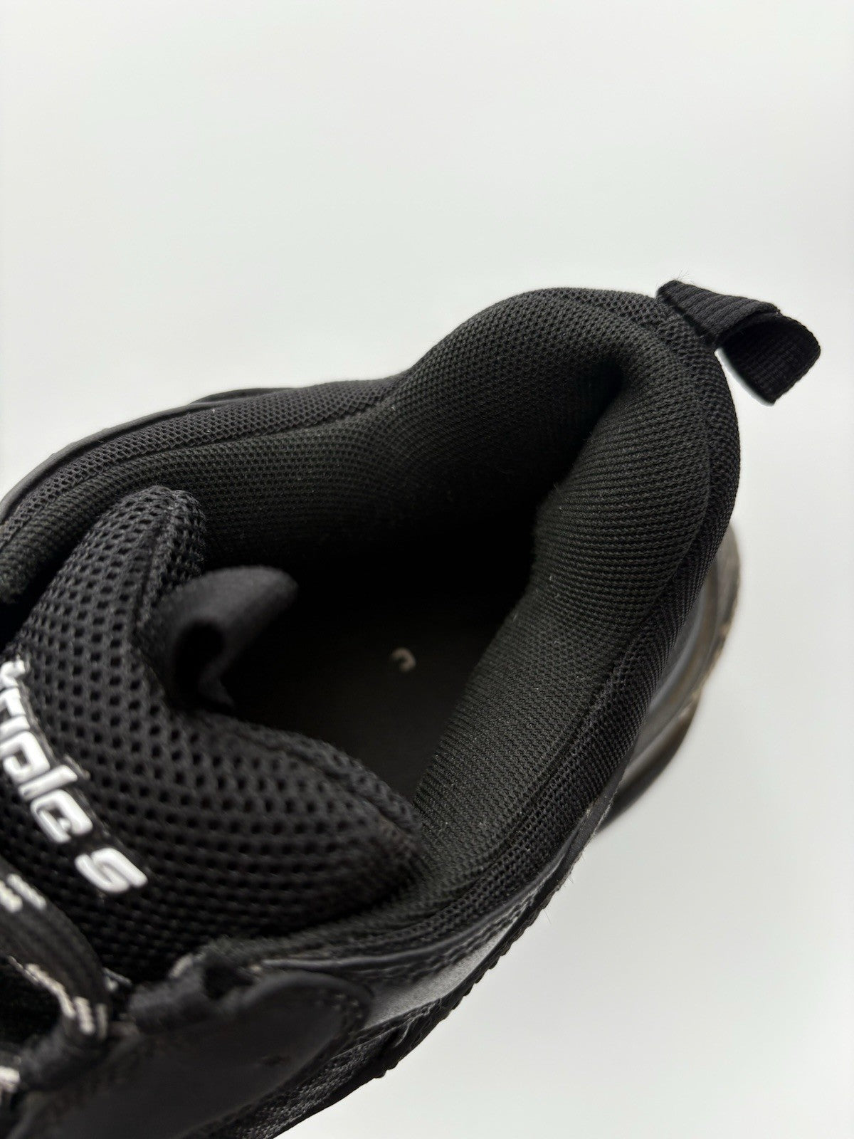 Size 41 (8 US) - Balenciaga Triple S Clear Sole ' Black ' | SUPER CLEAN!