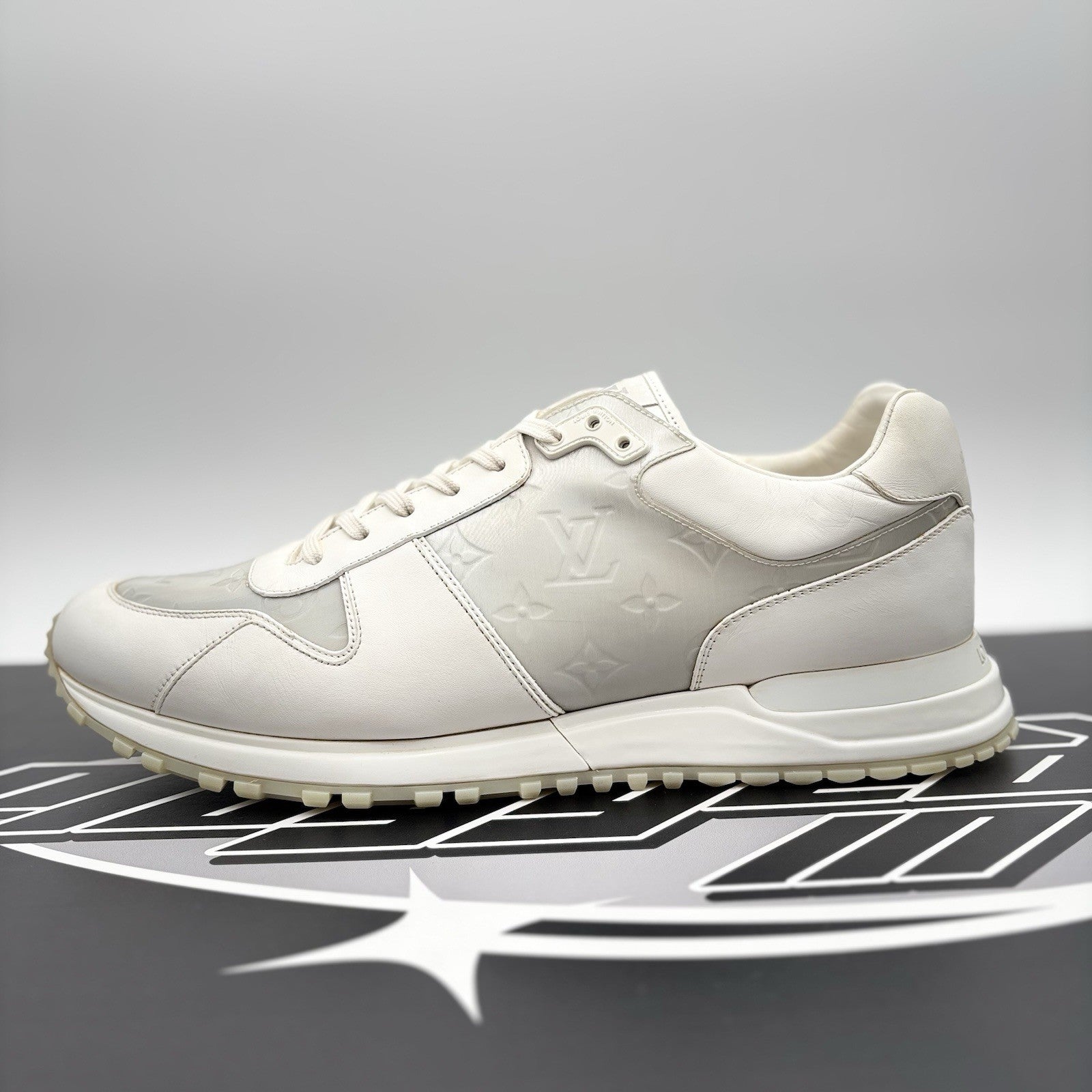 Size 12 LV (13-13.5 US) Louis Vuitton Run Away Sneaker ' White ' | GOOD!